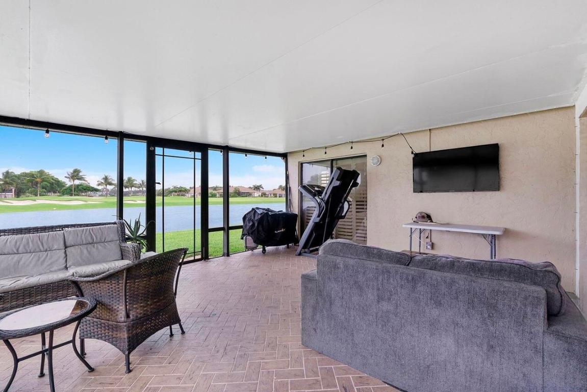 6852 Bitterbush Place