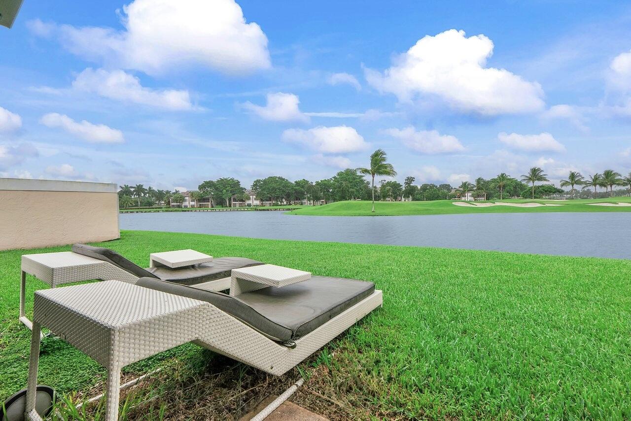 6852 Bitterbush Place