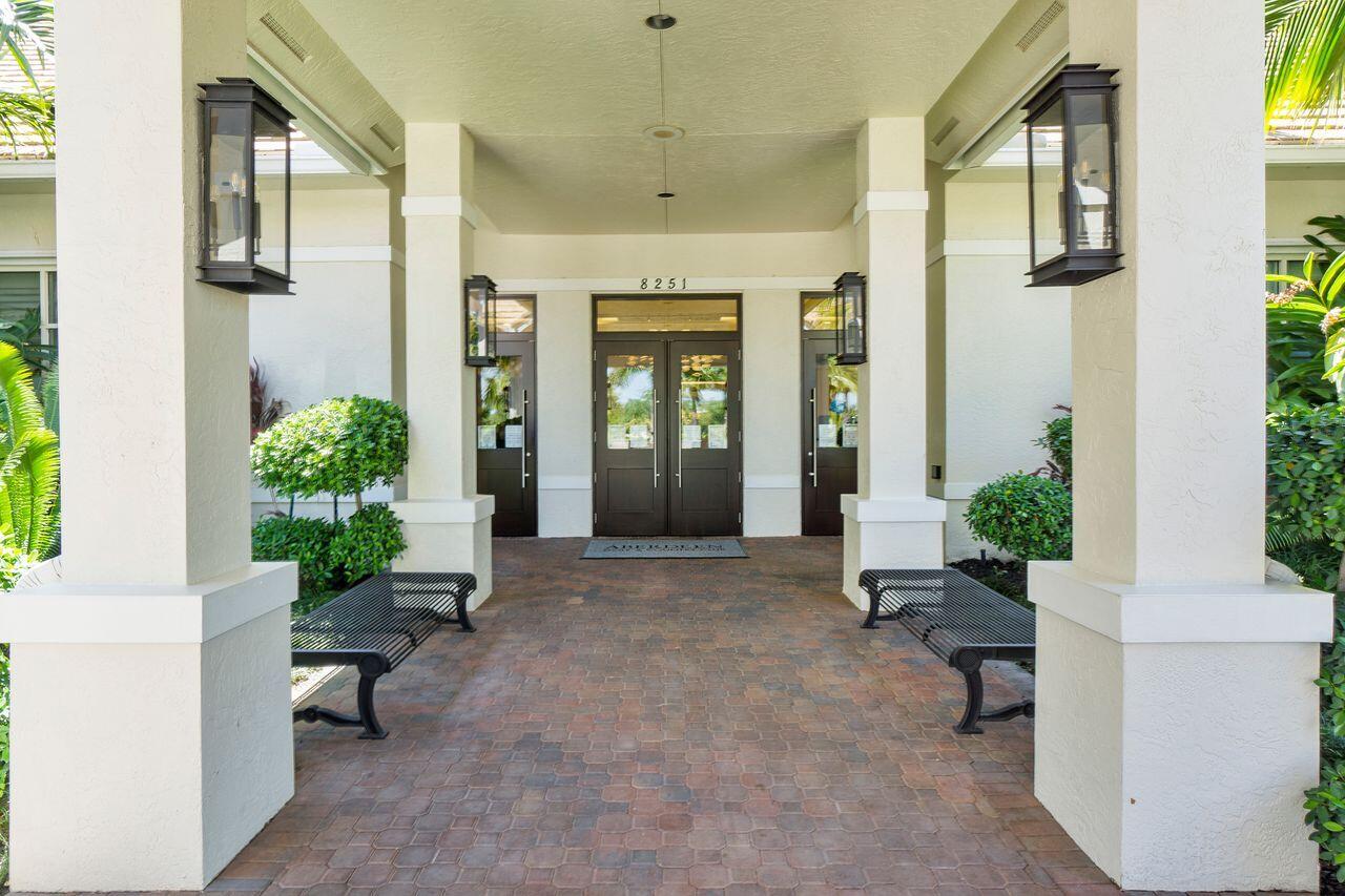 6852 Bitterbush Place