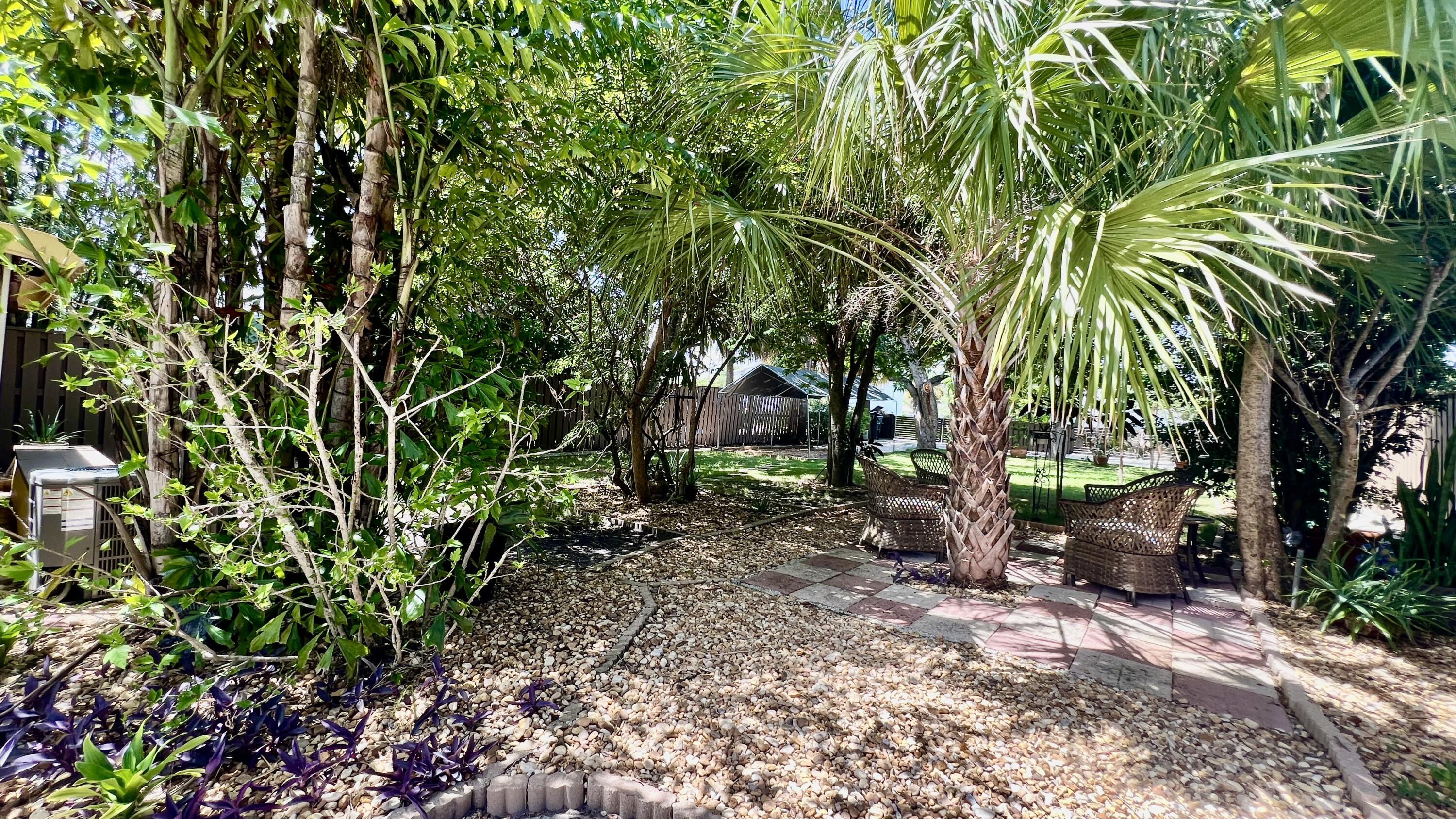 1120 S Federal Highway