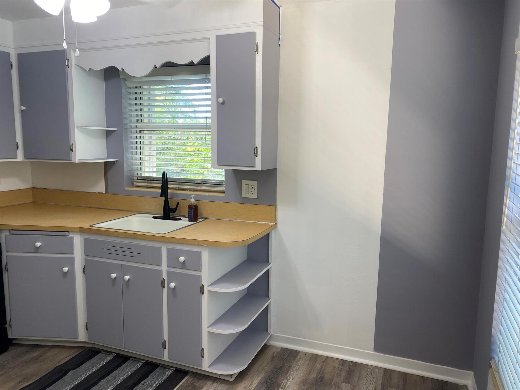 1120 S Federal Highway