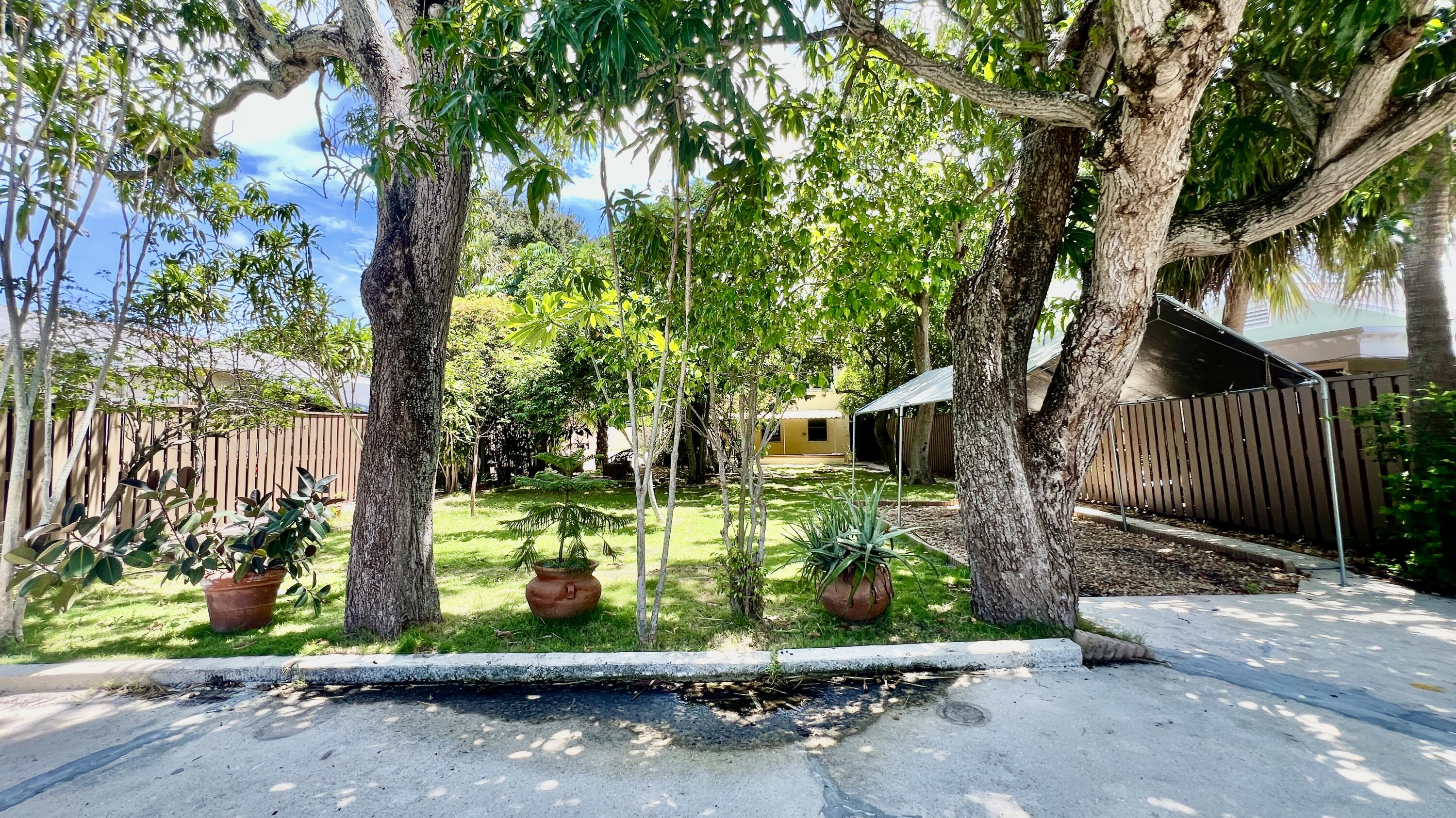 1120 S Federal Highway