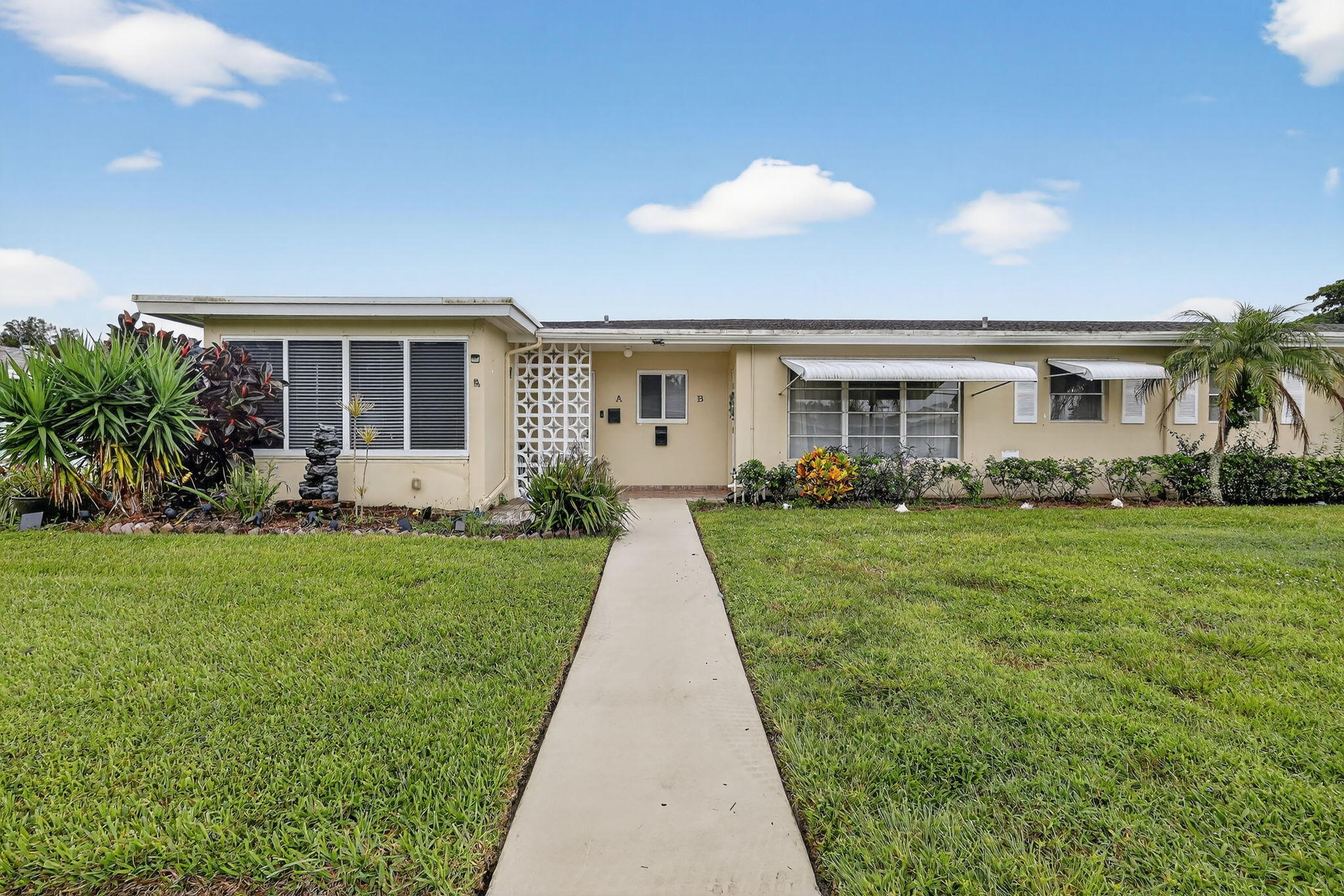 242 W High Point Court W B