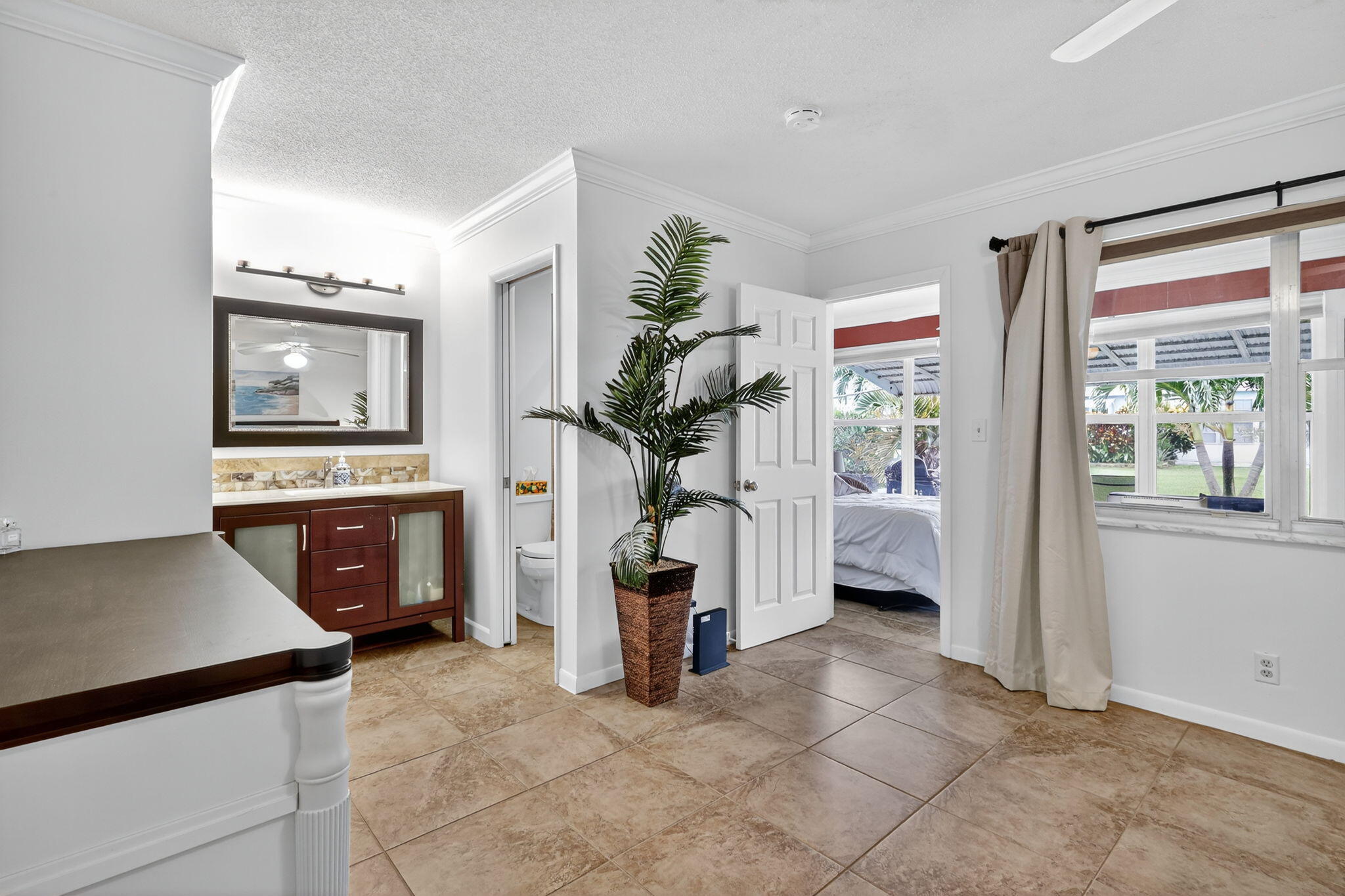 242 W High Point Court W B