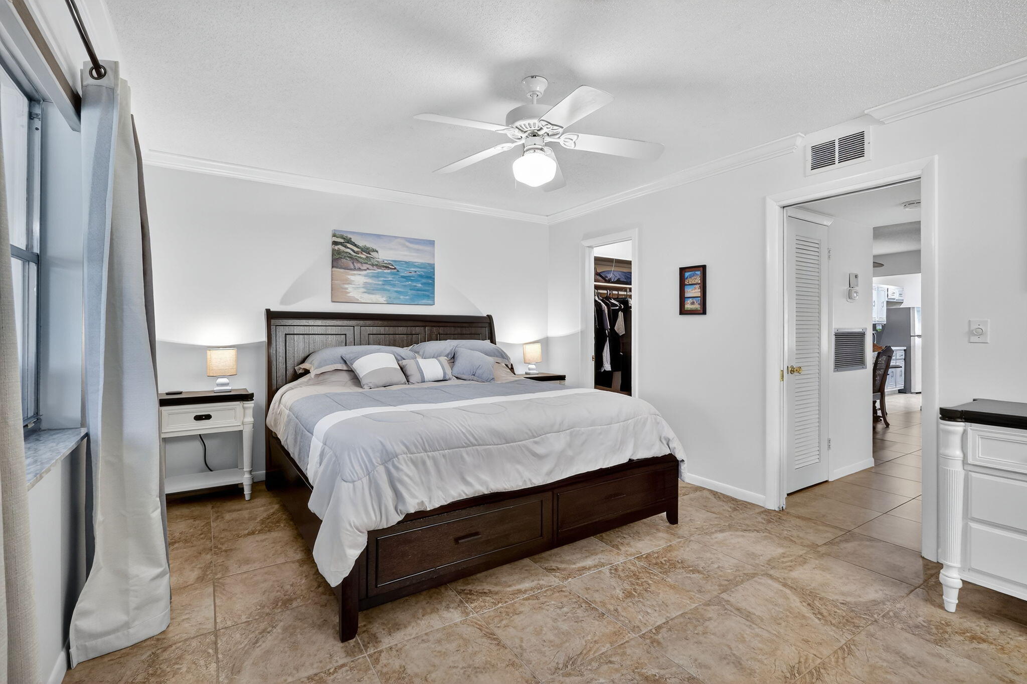 242 W High Point Court W B