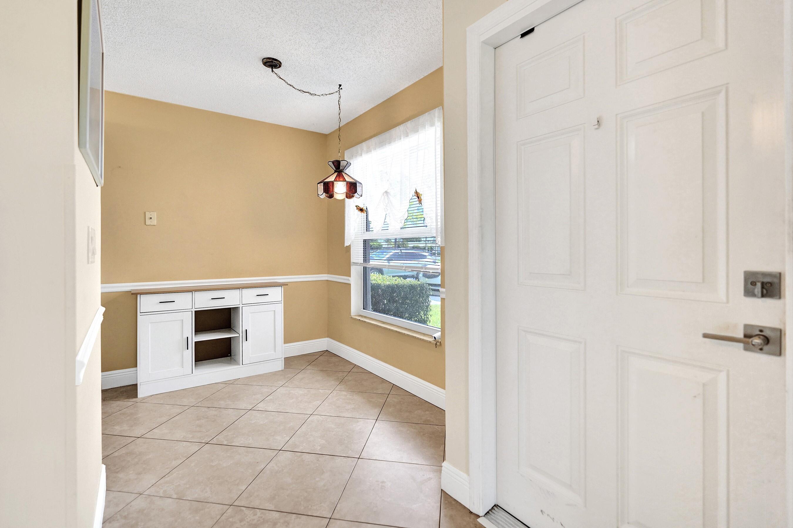 1051 Orange Terrace 101