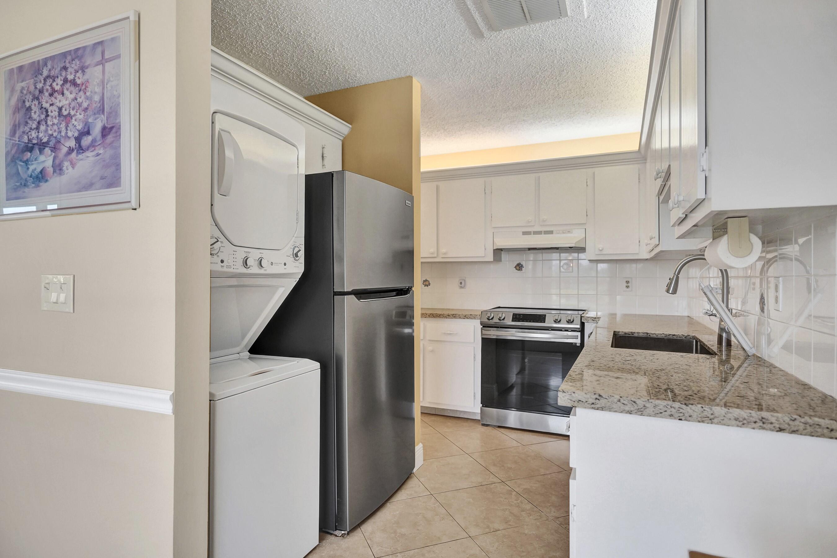 1051 Orange Terrace 101
