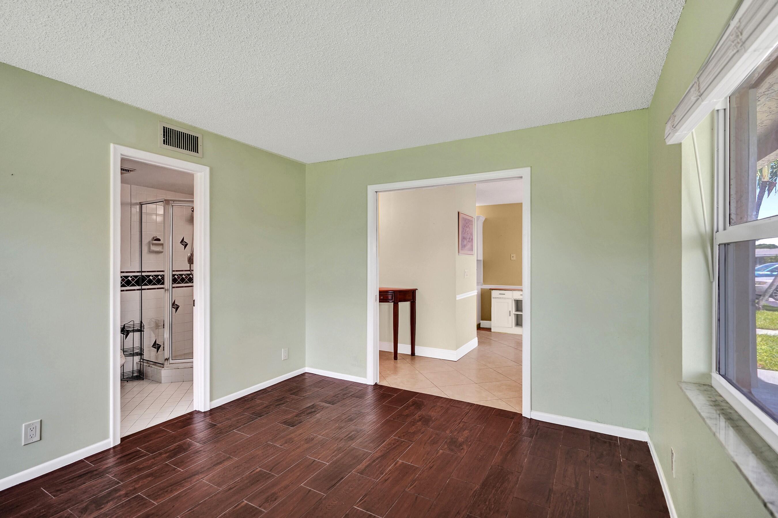 1051 Orange Terrace 101