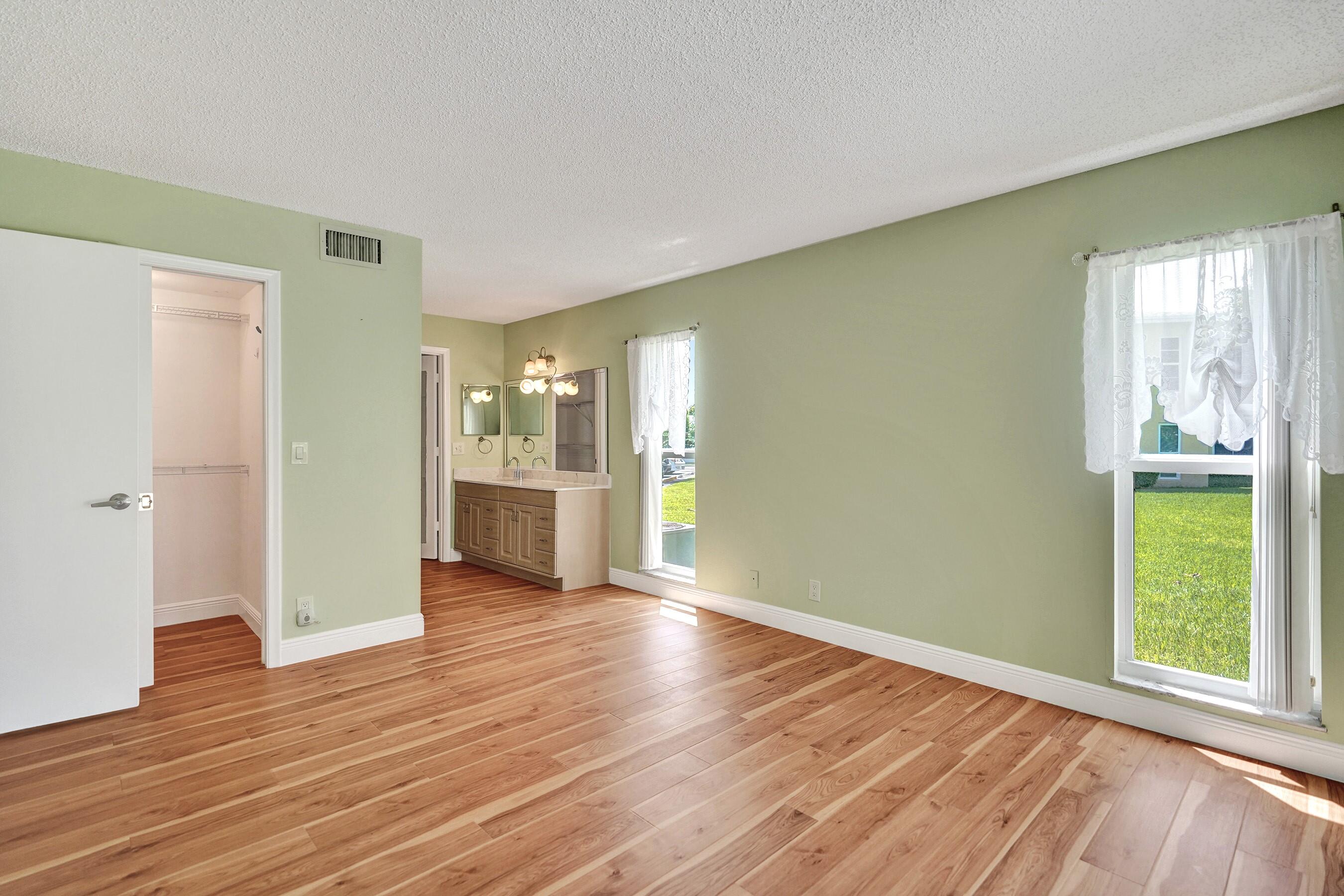 1051 Orange Terrace 101