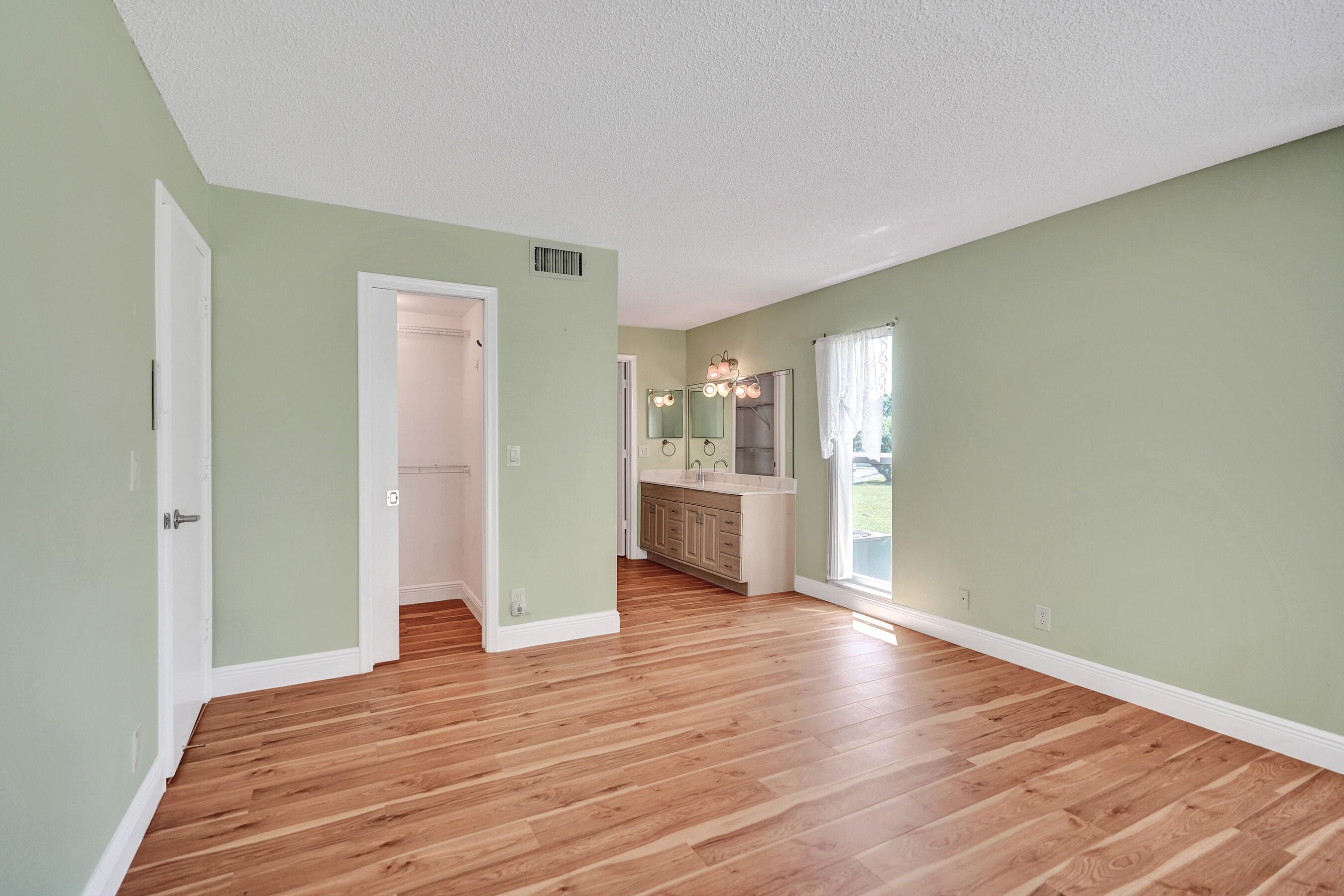 1051 Orange Terrace 101