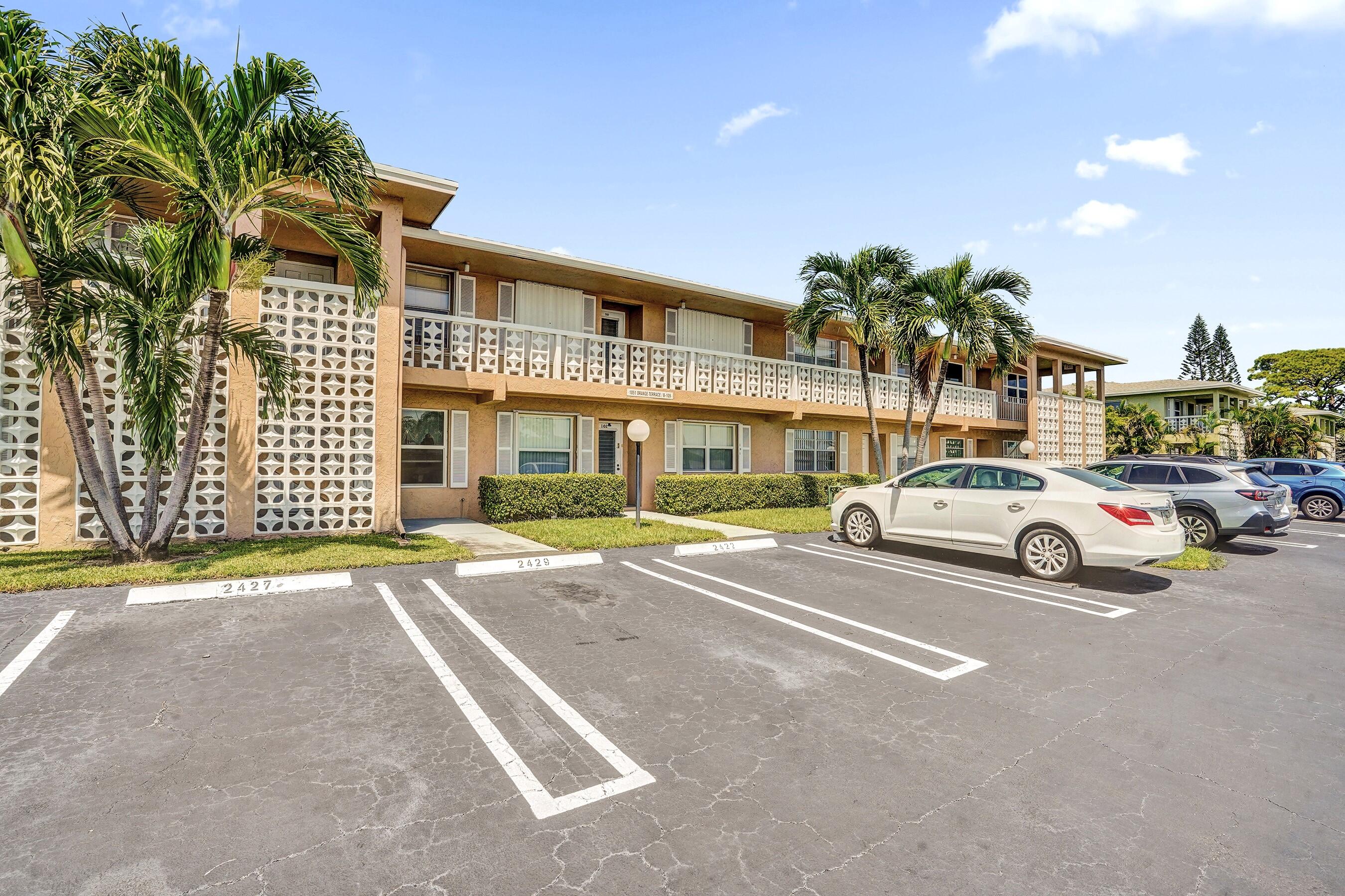 1051 Orange Terrace 101