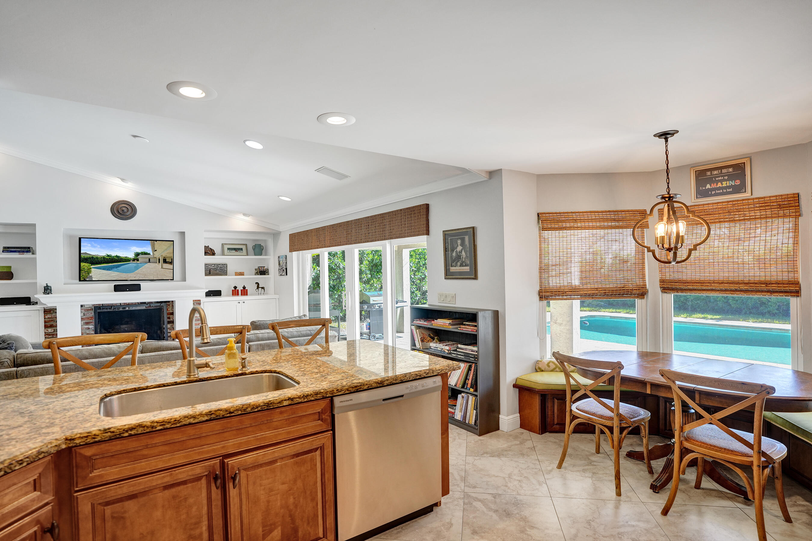 2850 NW 27th Avenue