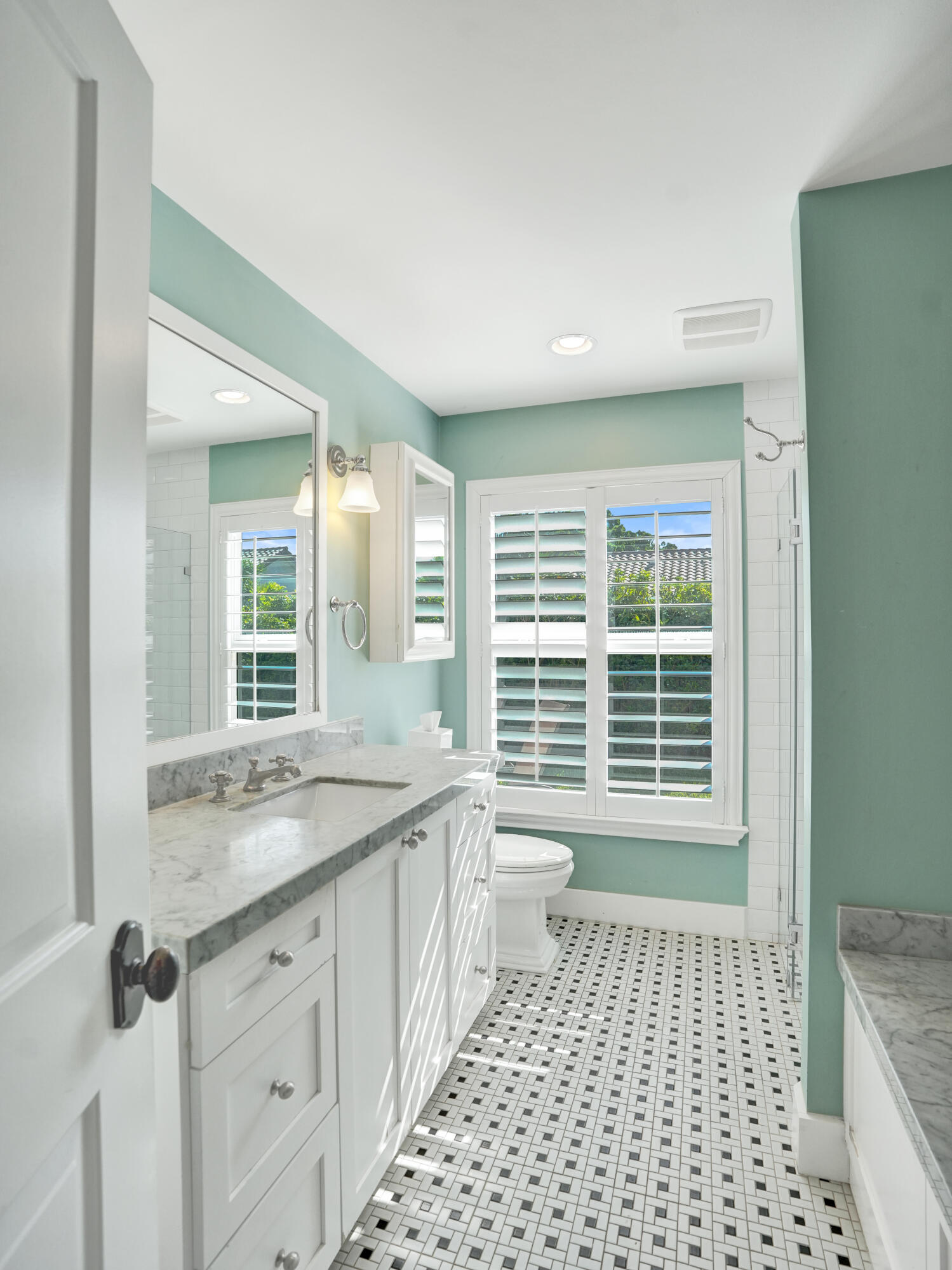 2850 NW 27th Avenue