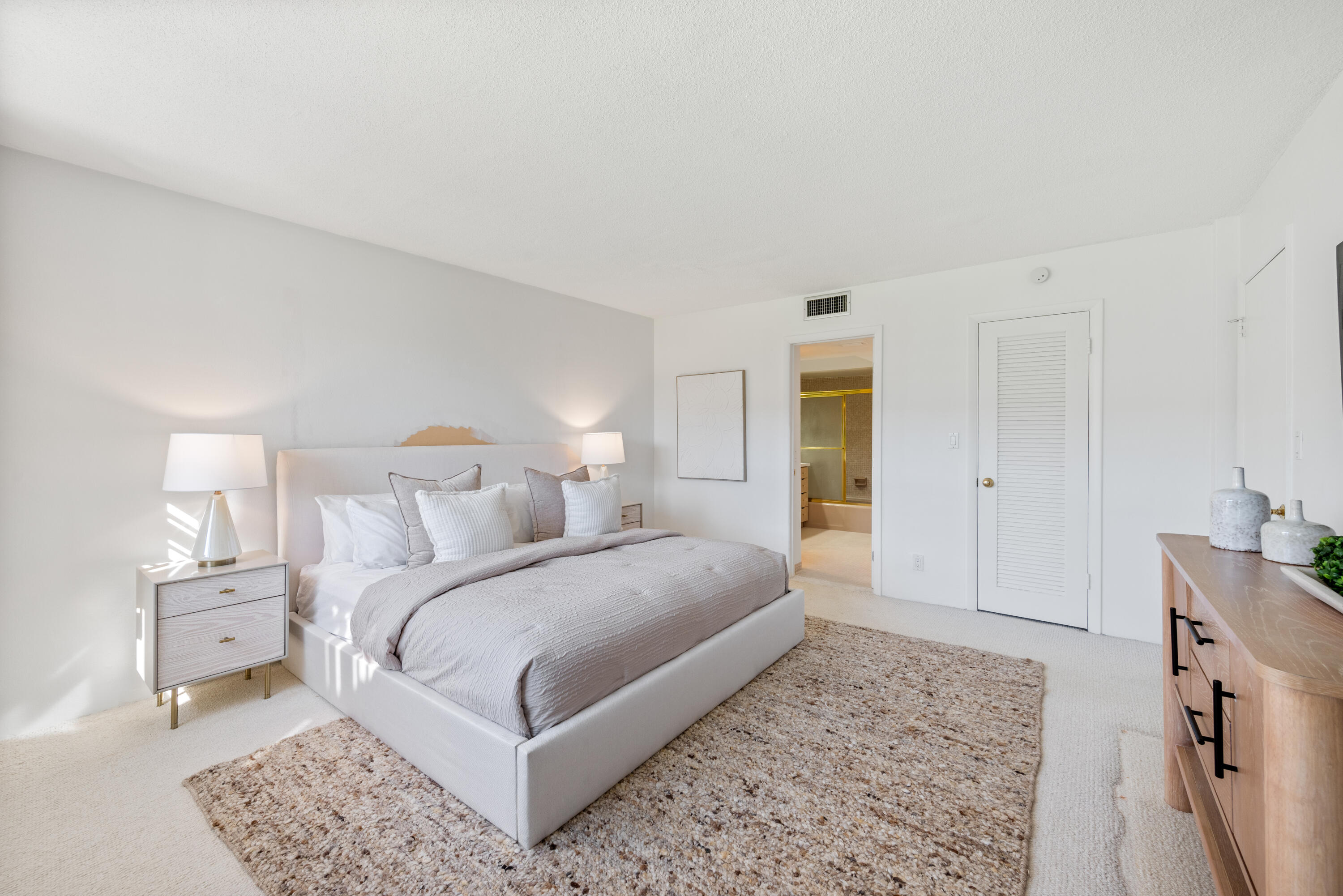 2871 N Ocean Boulevard C 207