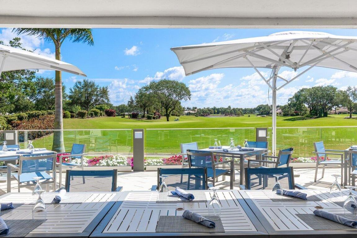 4722 Bocaire Boulevard