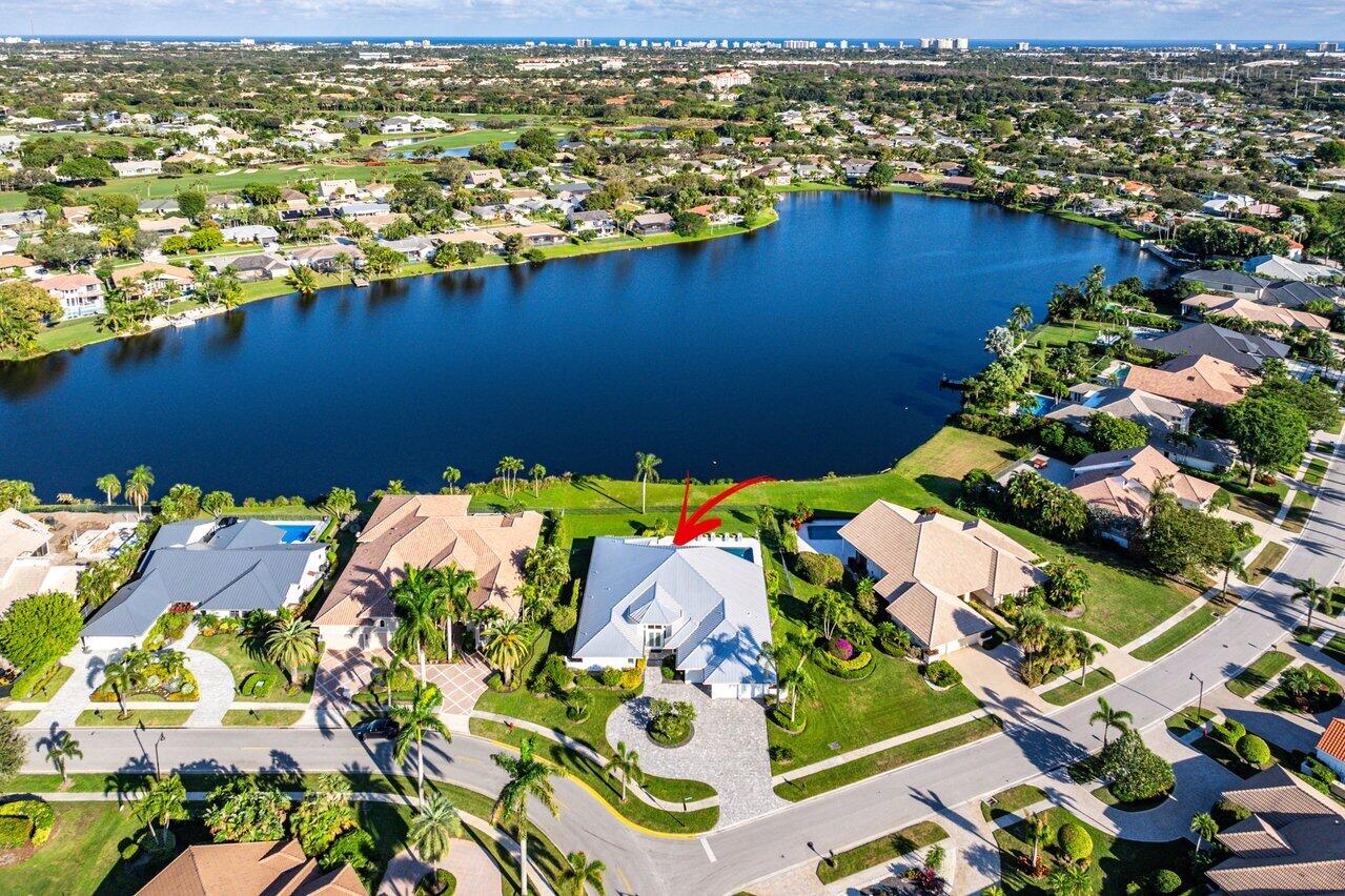 4722 Bocaire Boulevard