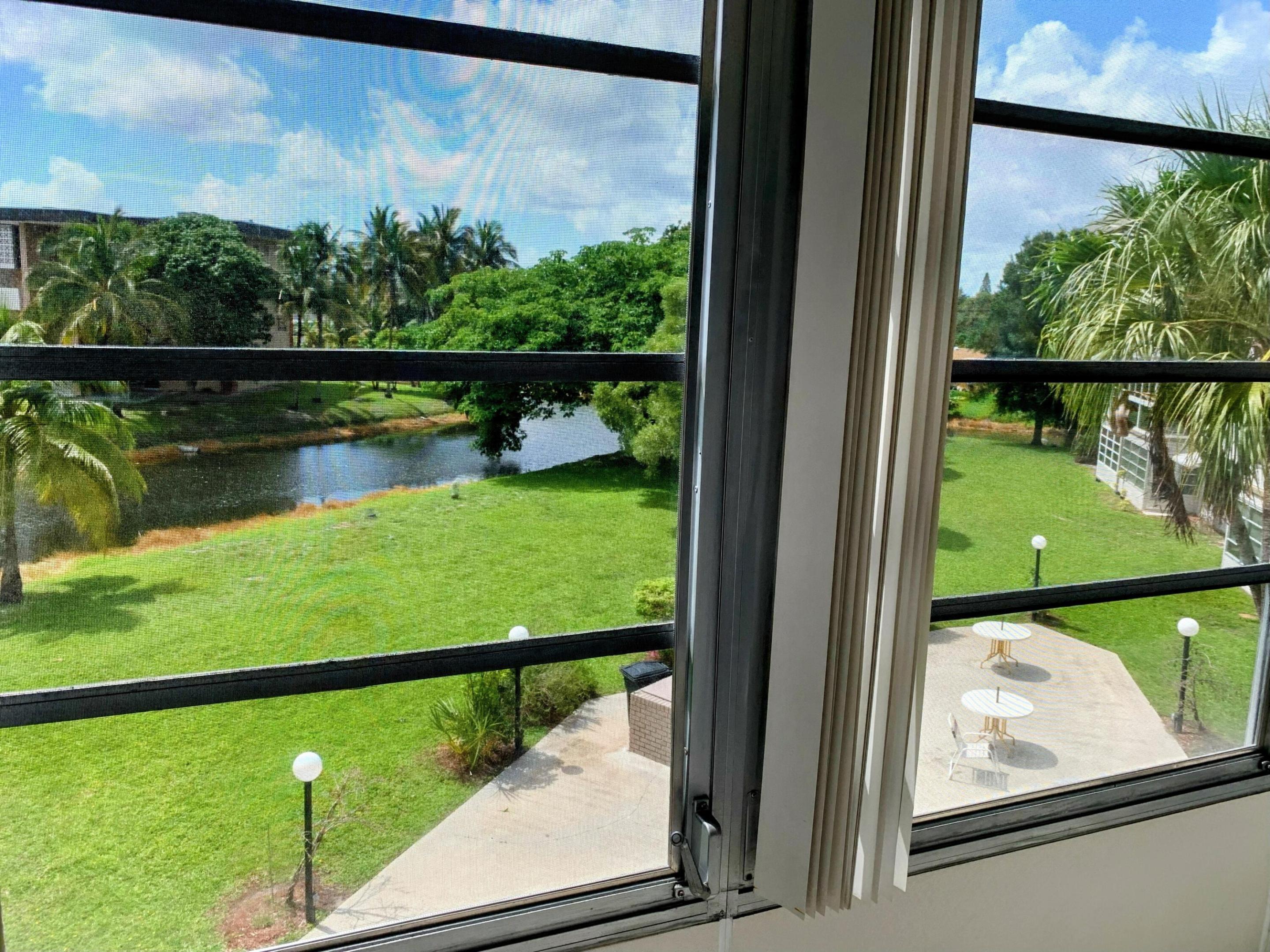 2800 NW 47th Terrace 304b