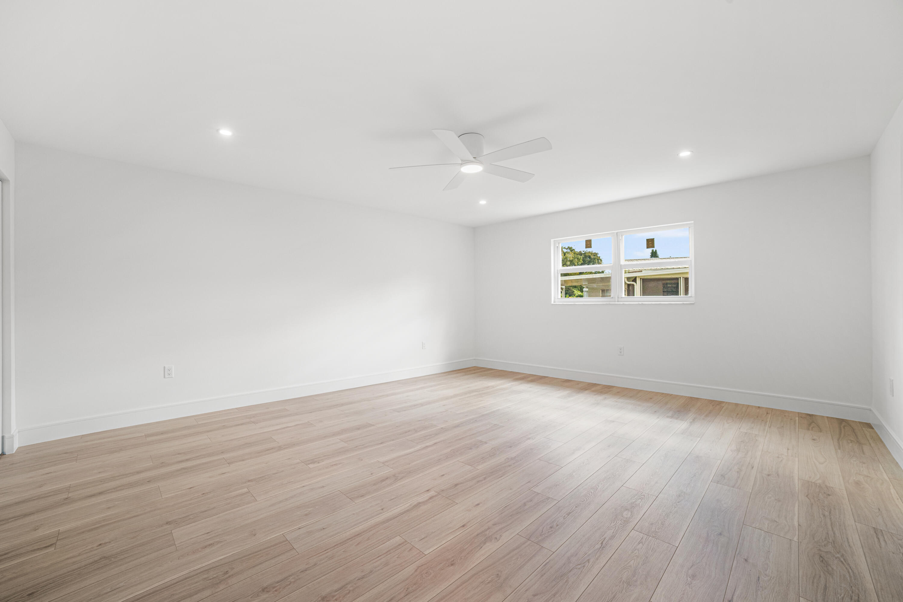 1301 SE 8th Avenue