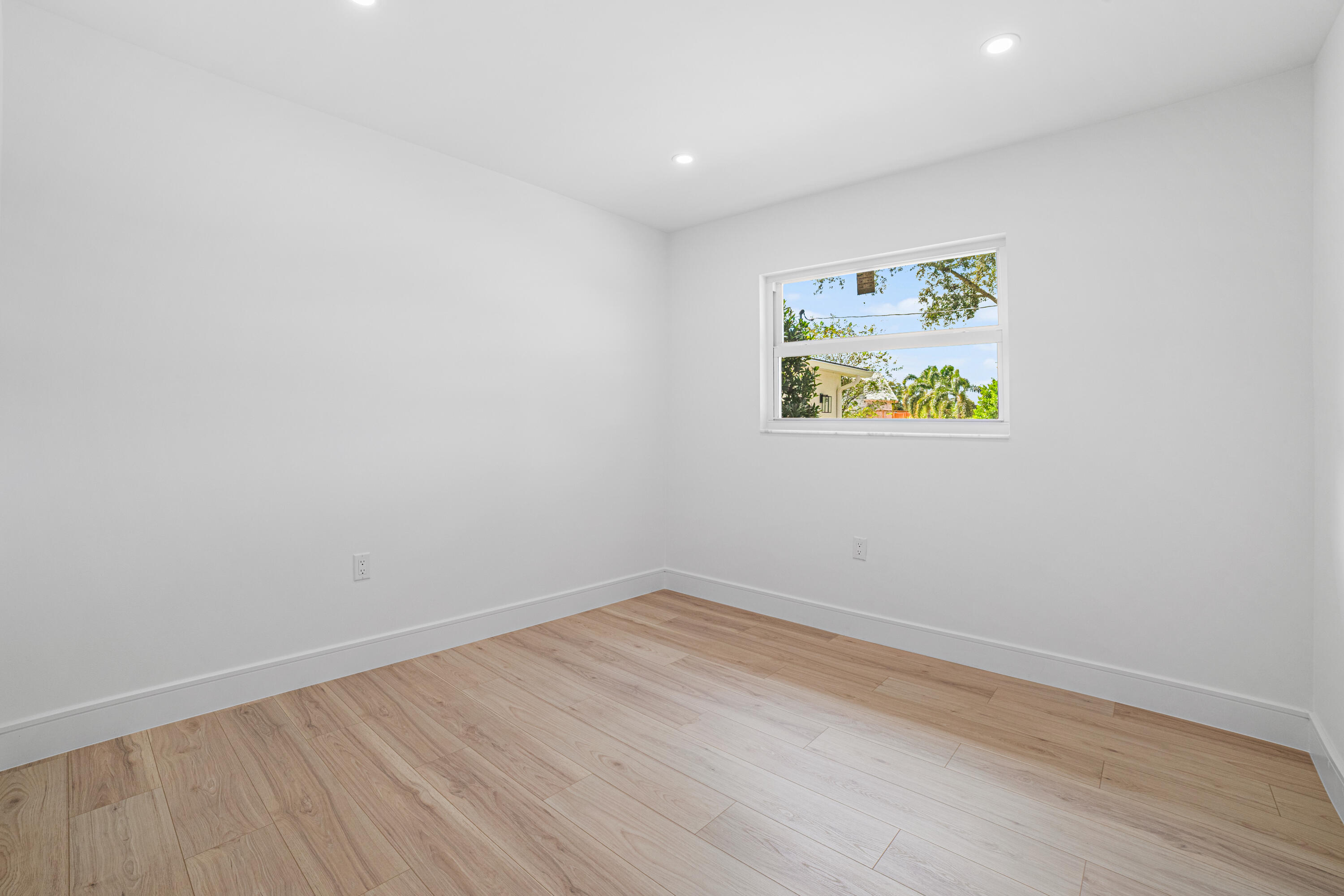 1301 SE 8th Avenue