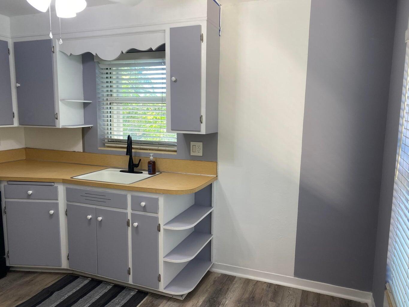 1120 S Federal Highway