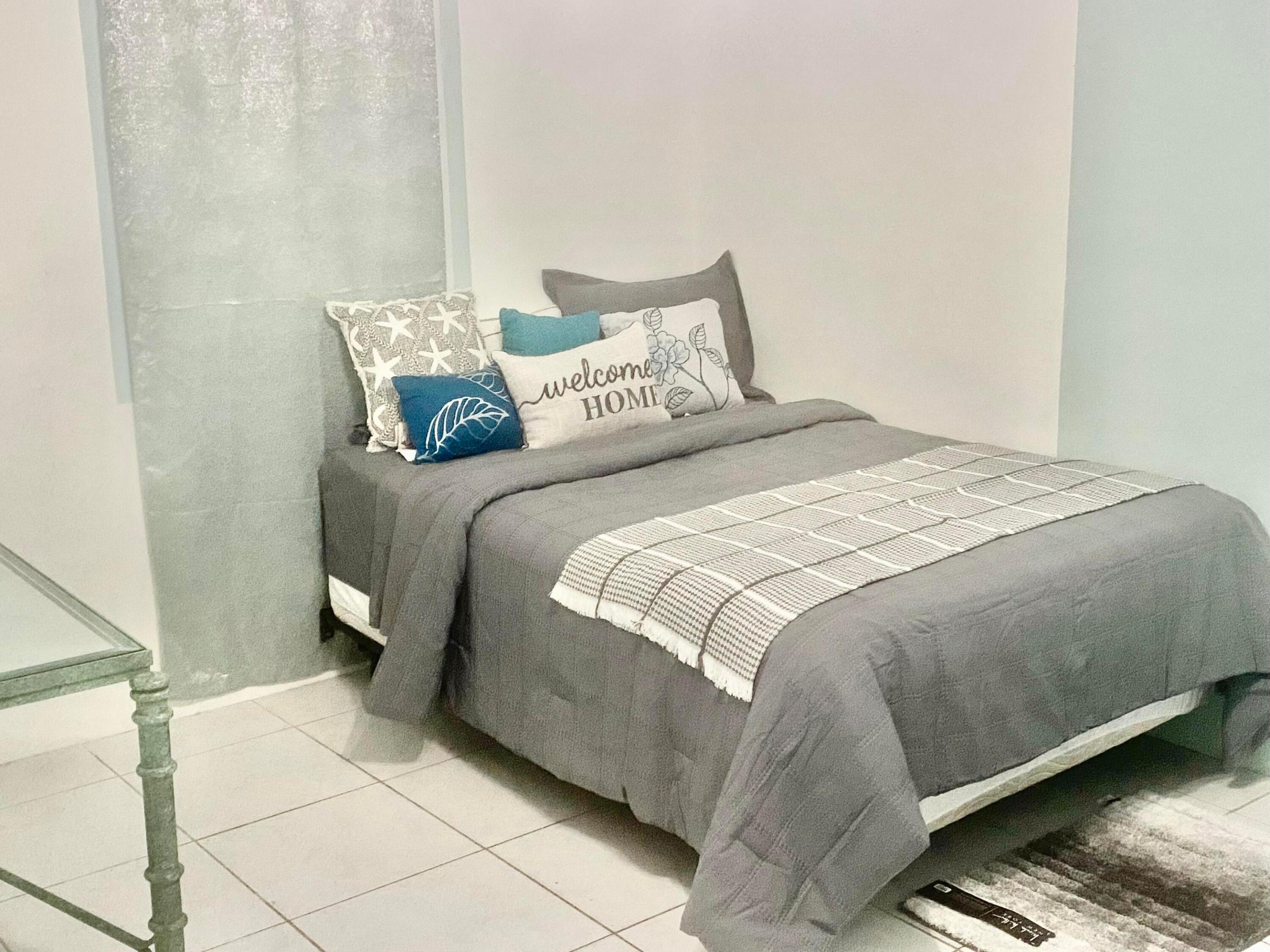 1120 S Federal Highway