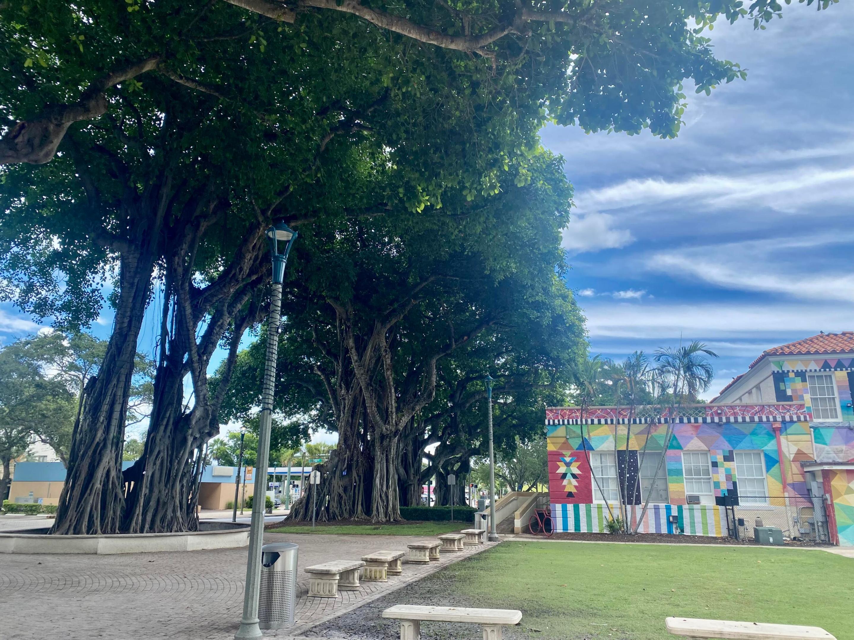 1120 S Federal Highway