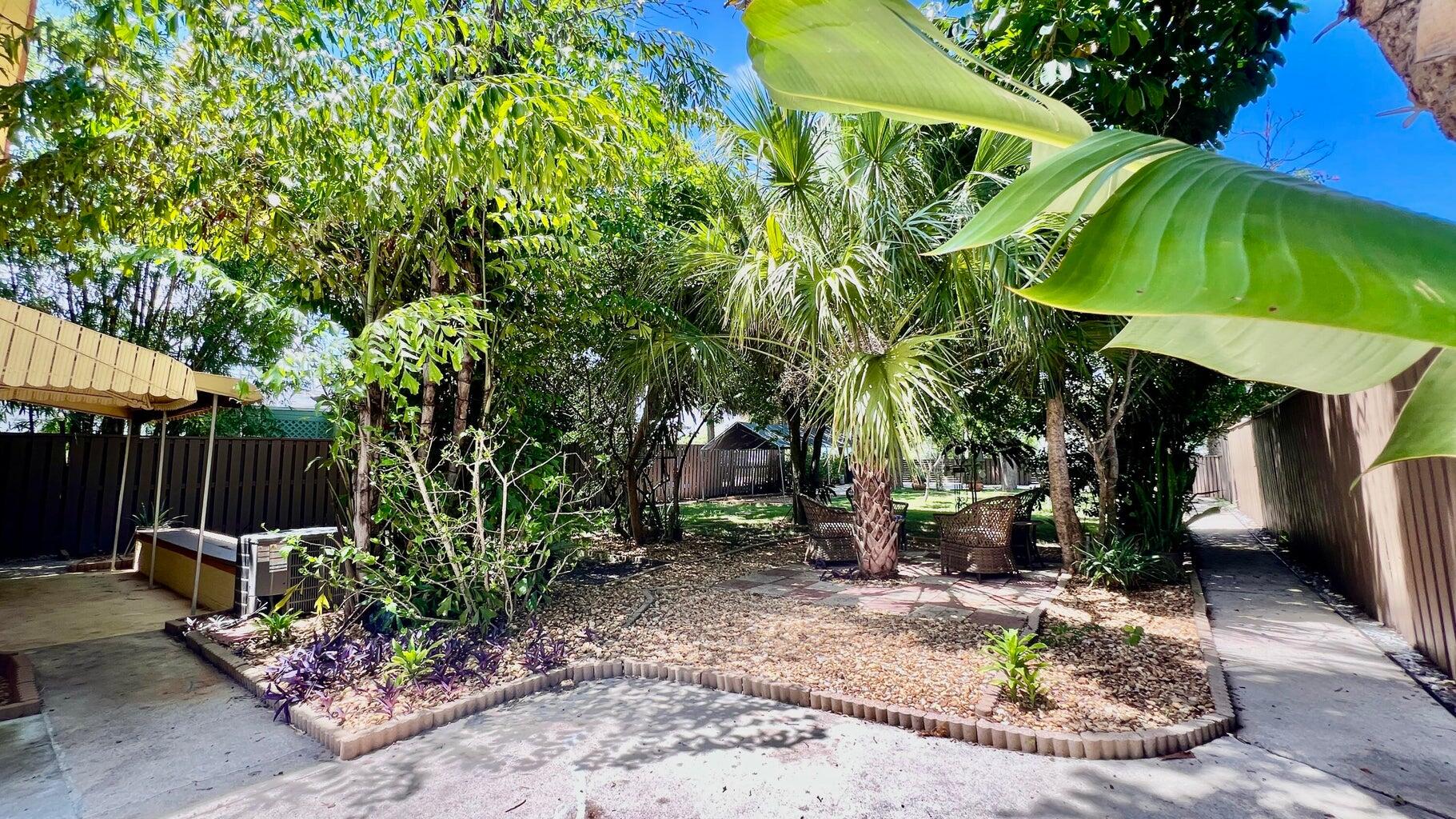 1120 S Federal Highway