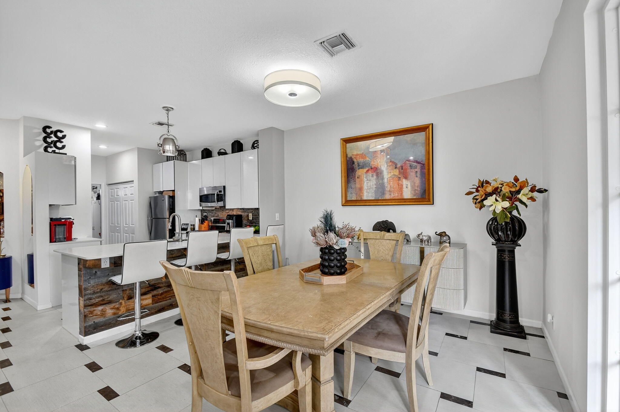7614 Sonesta Shores Drive