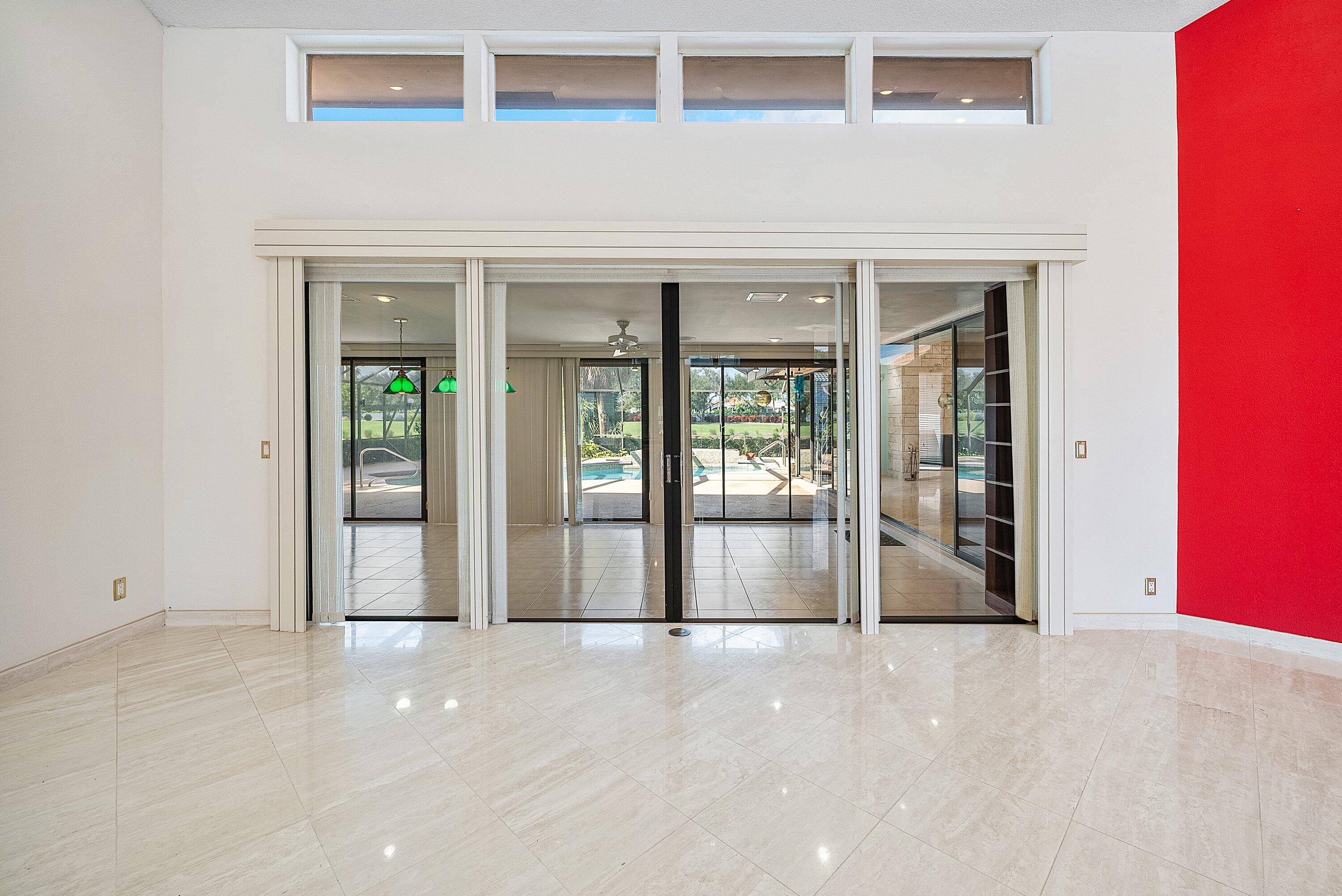 4952 Bocaire Boulevard