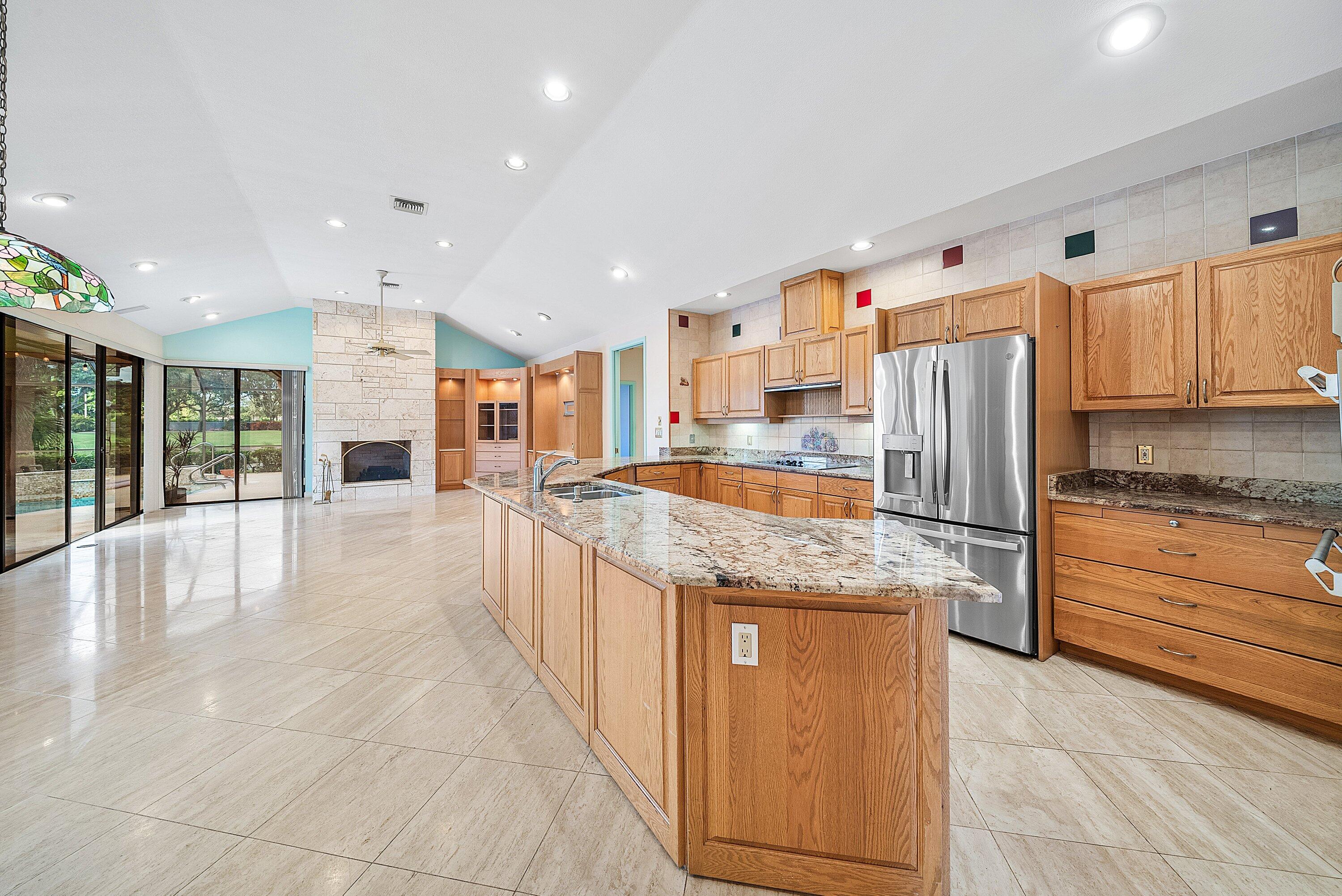 4952 Bocaire Boulevard