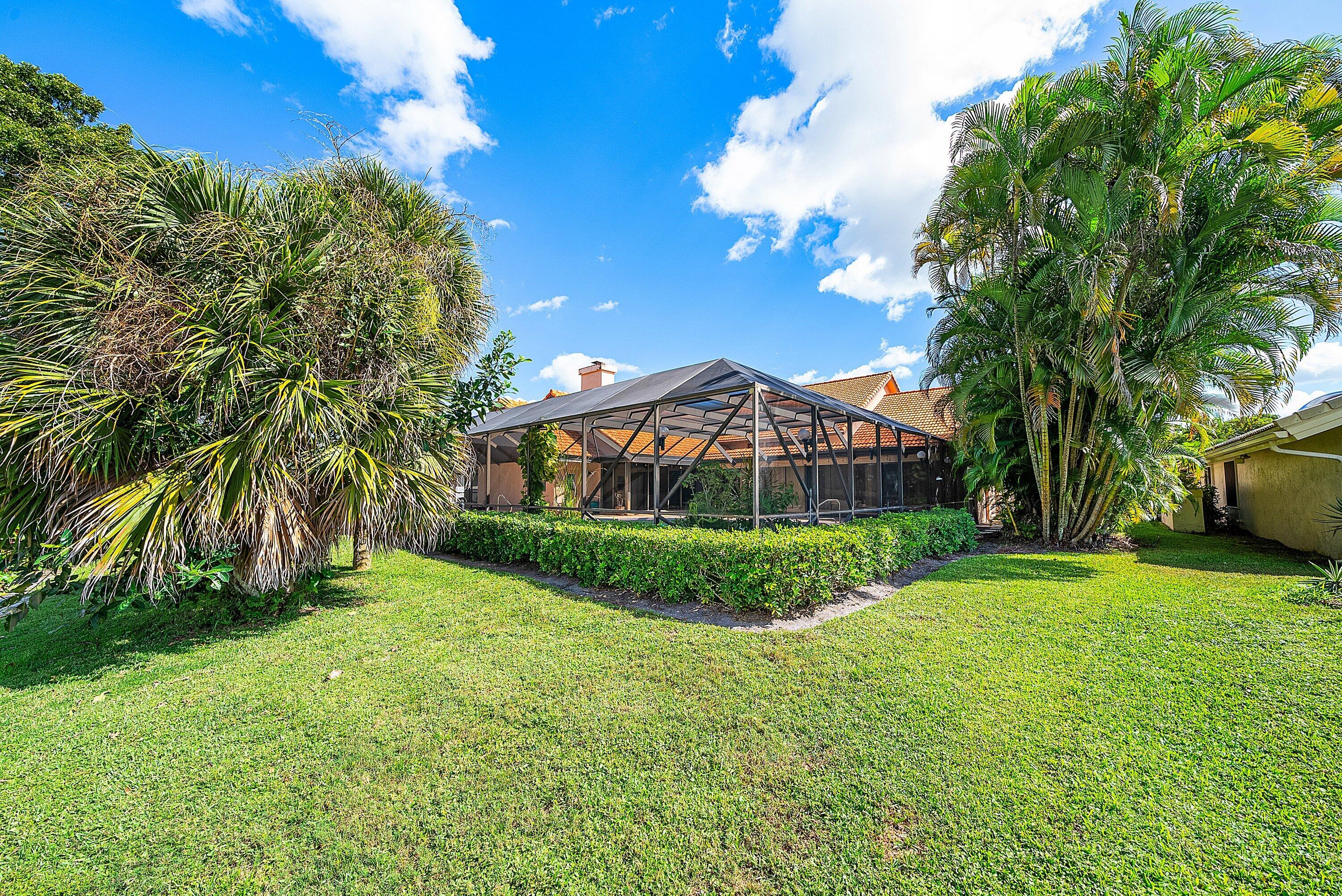 4952 Bocaire Boulevard