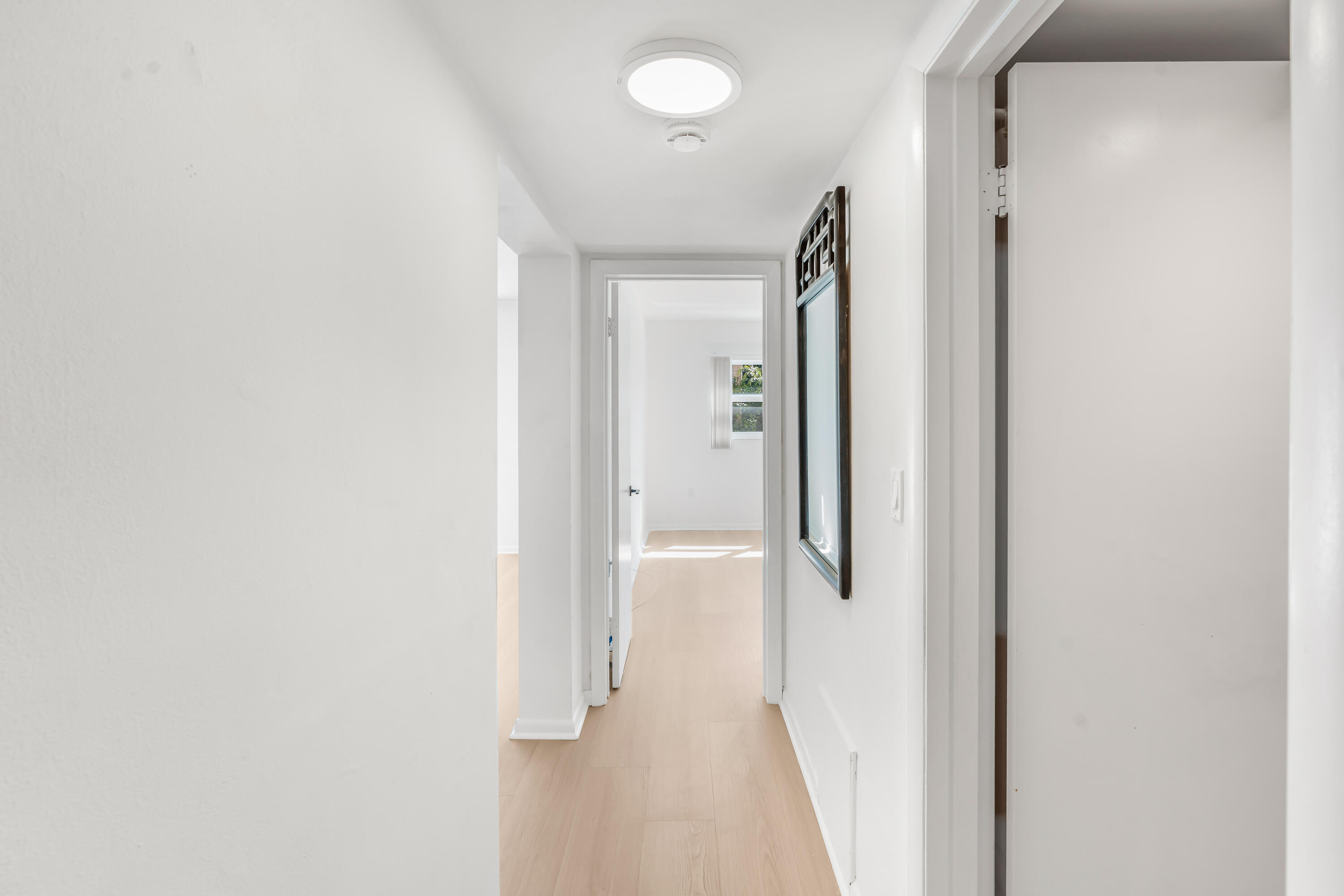 200 E Royal Palm Road 2030