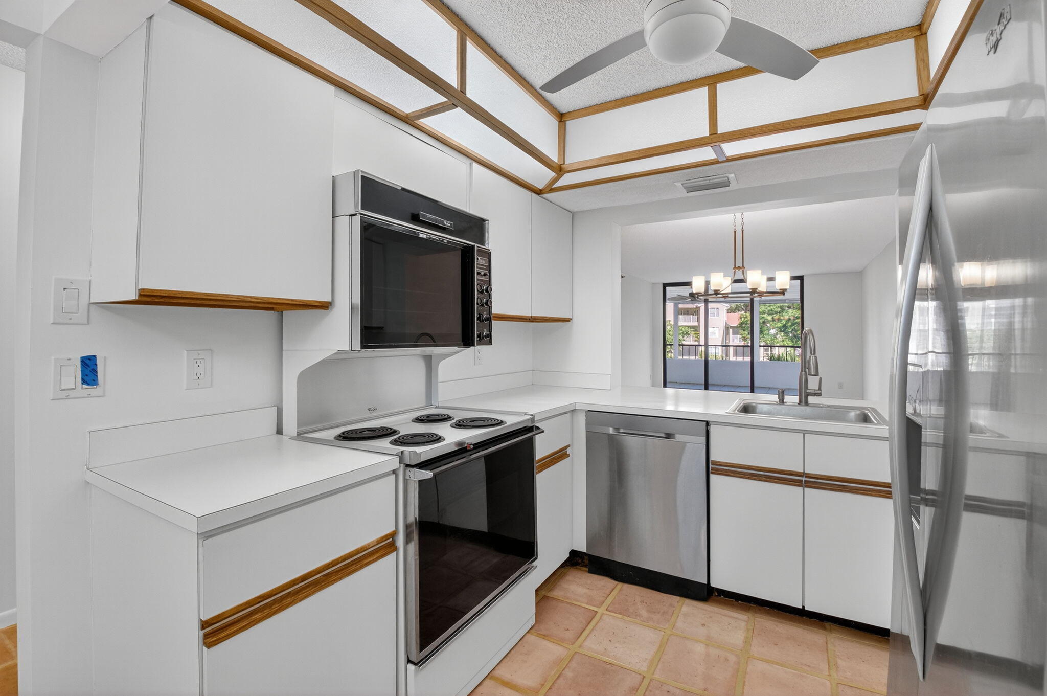 1850 Homewood Boulevard 214