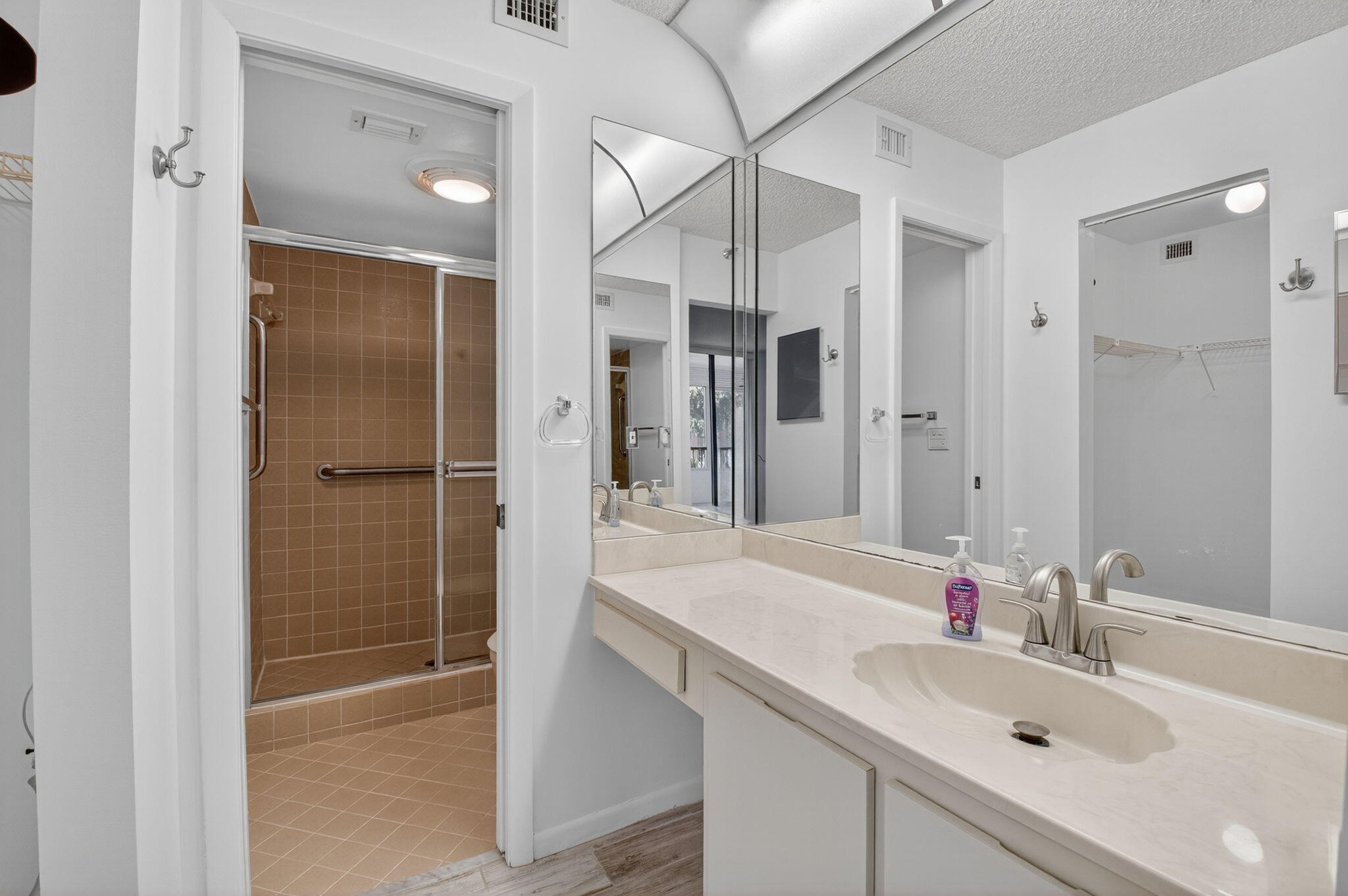1850 Homewood Boulevard 214