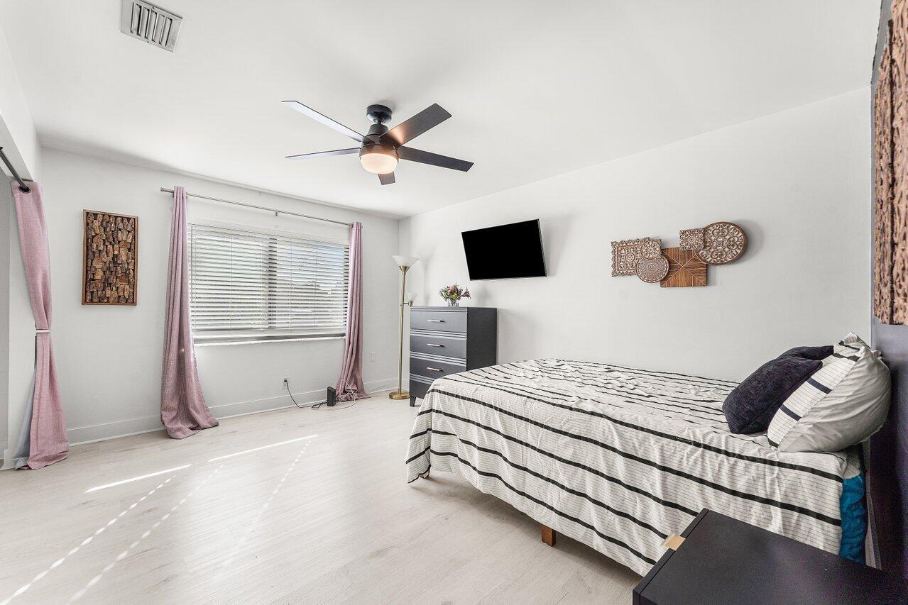5300 Nesting Way A