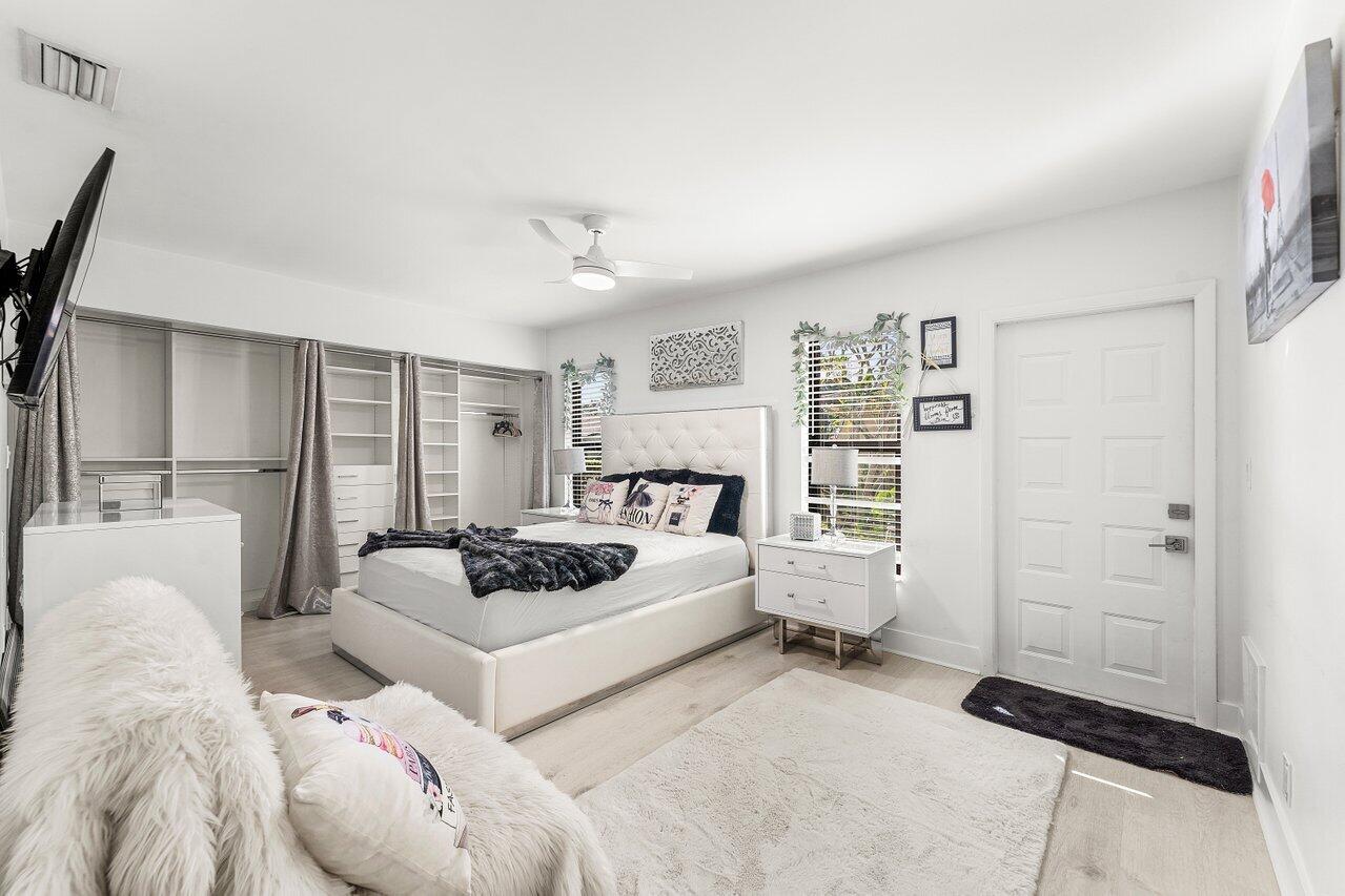 5300 Nesting Way A