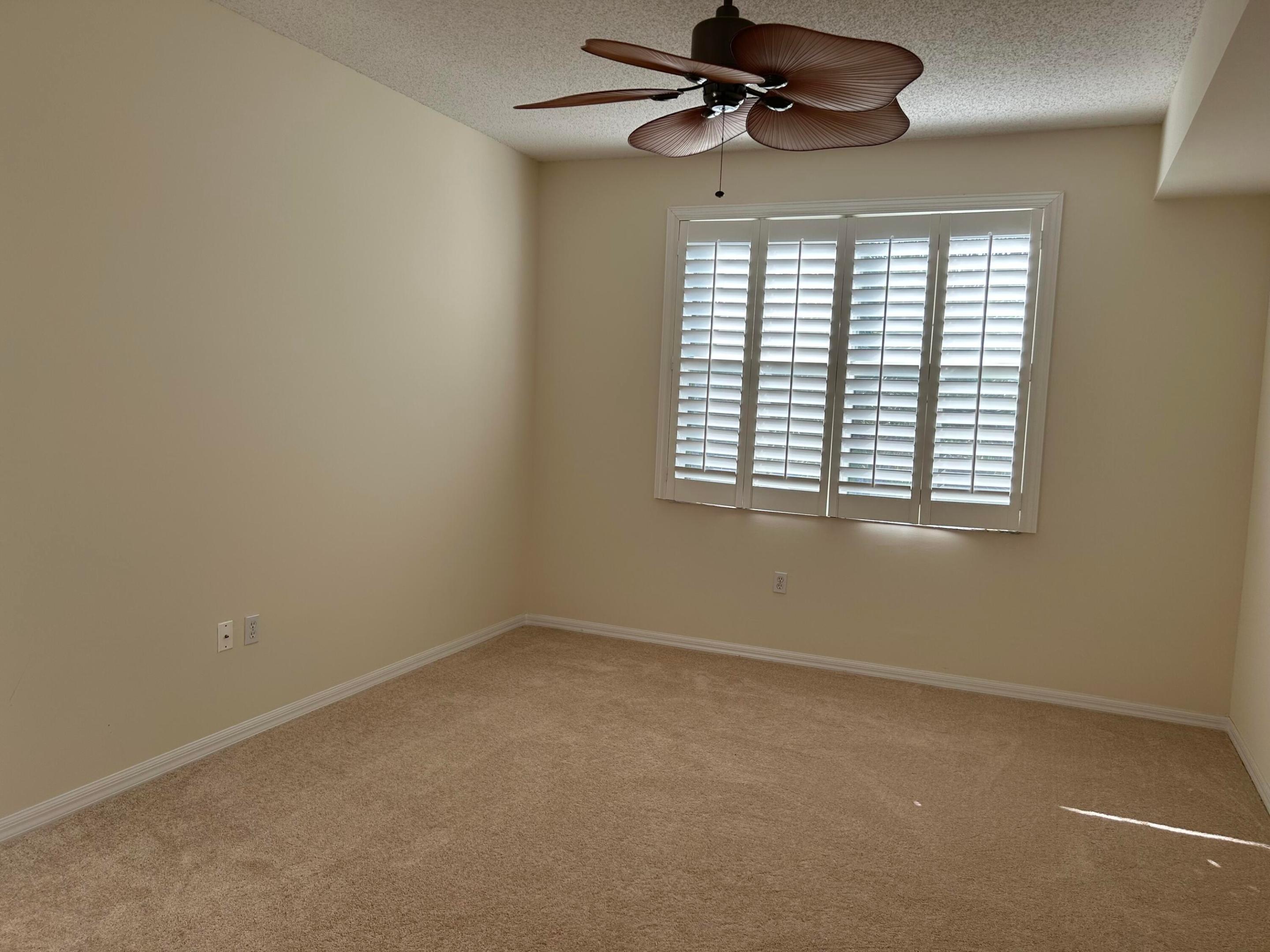 26 Royal Palm Way 405