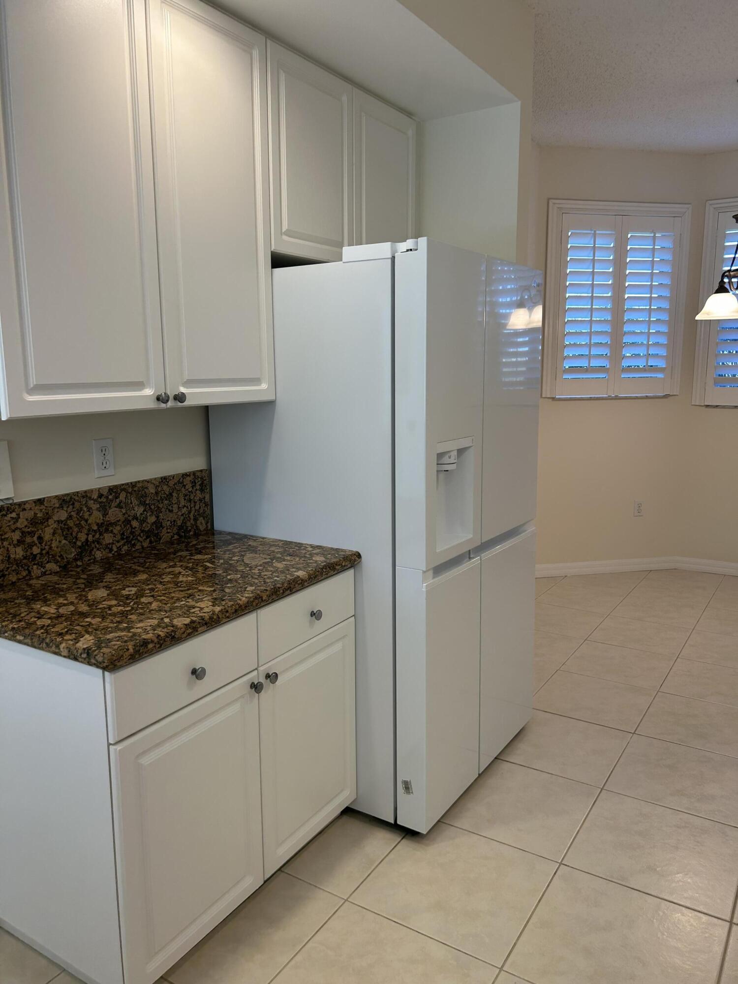 26 Royal Palm Way 405