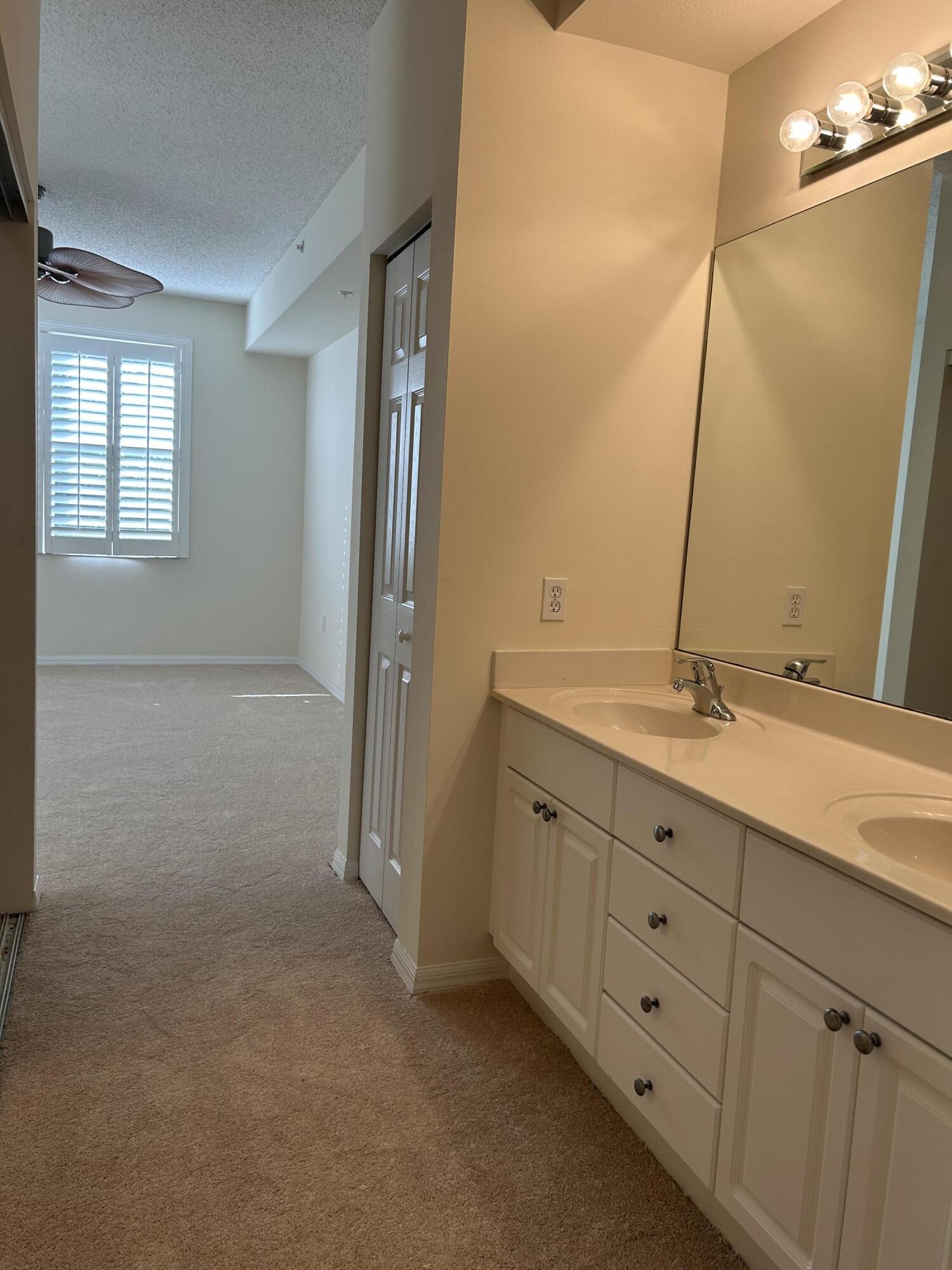 26 Royal Palm Way 405