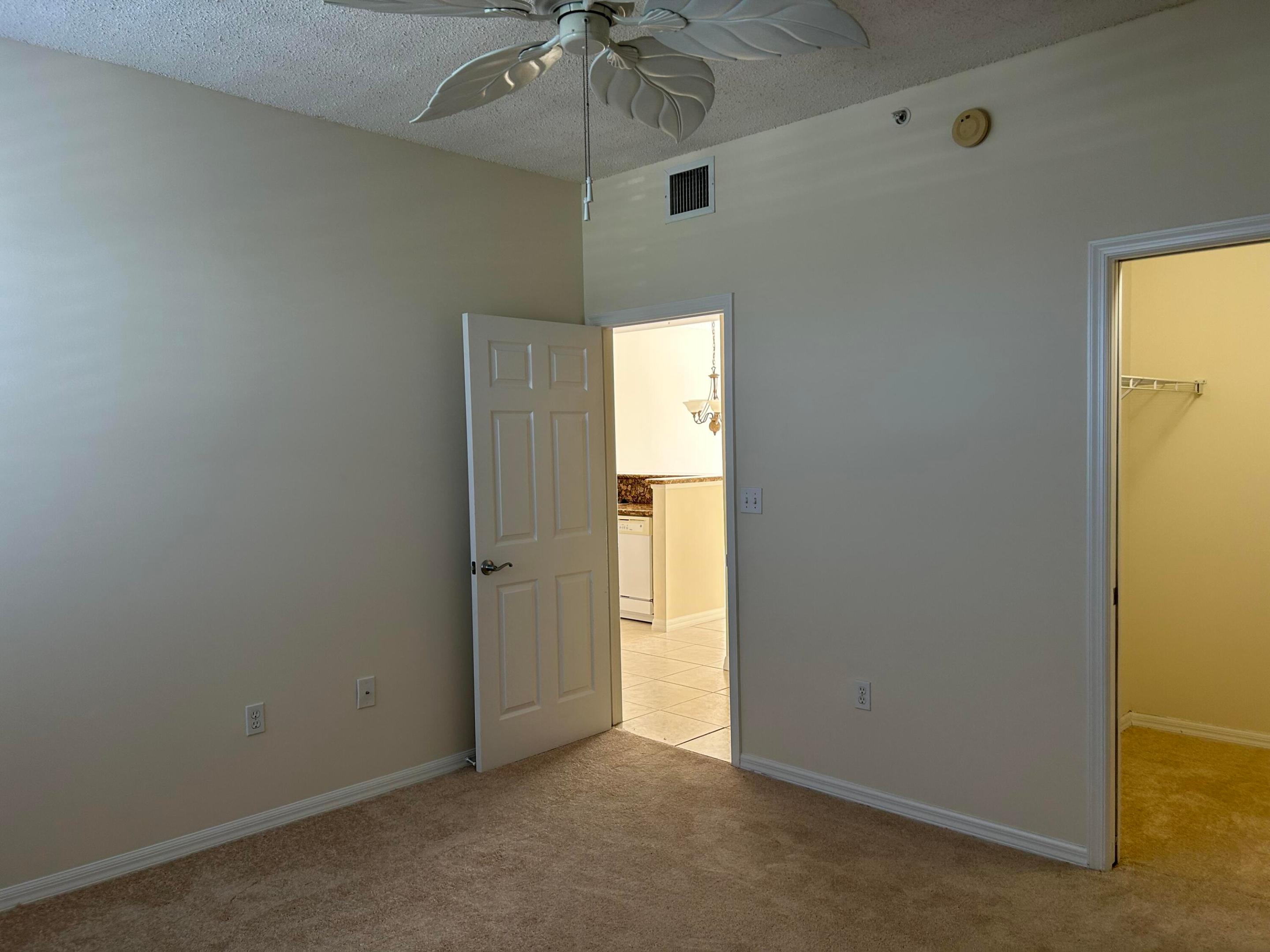 26 Royal Palm Way 405