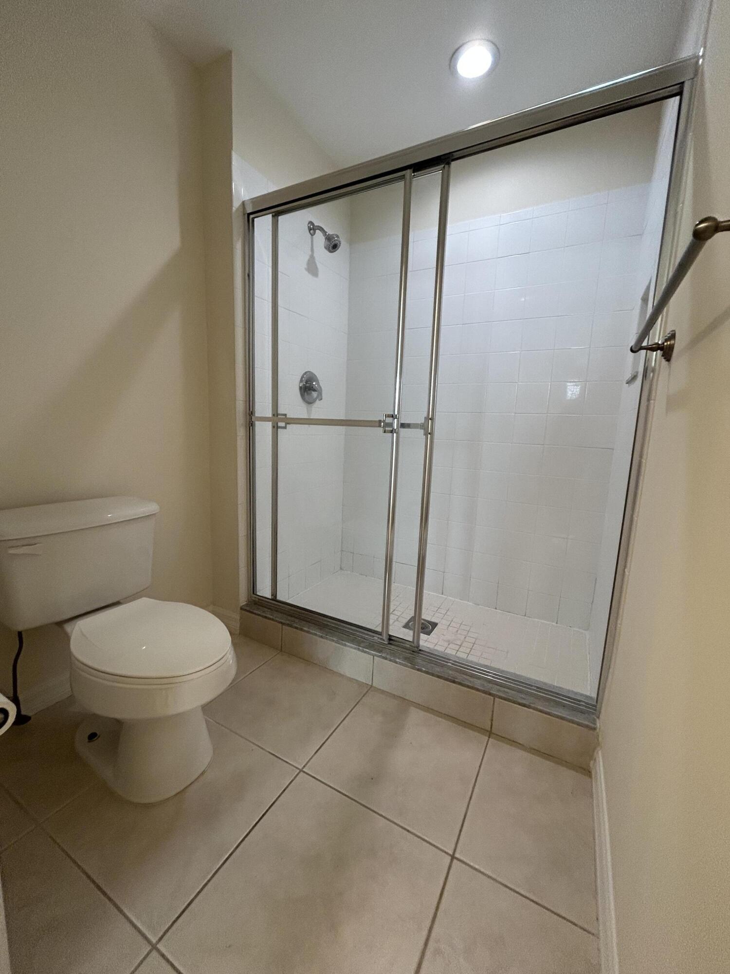 26 Royal Palm Way 405