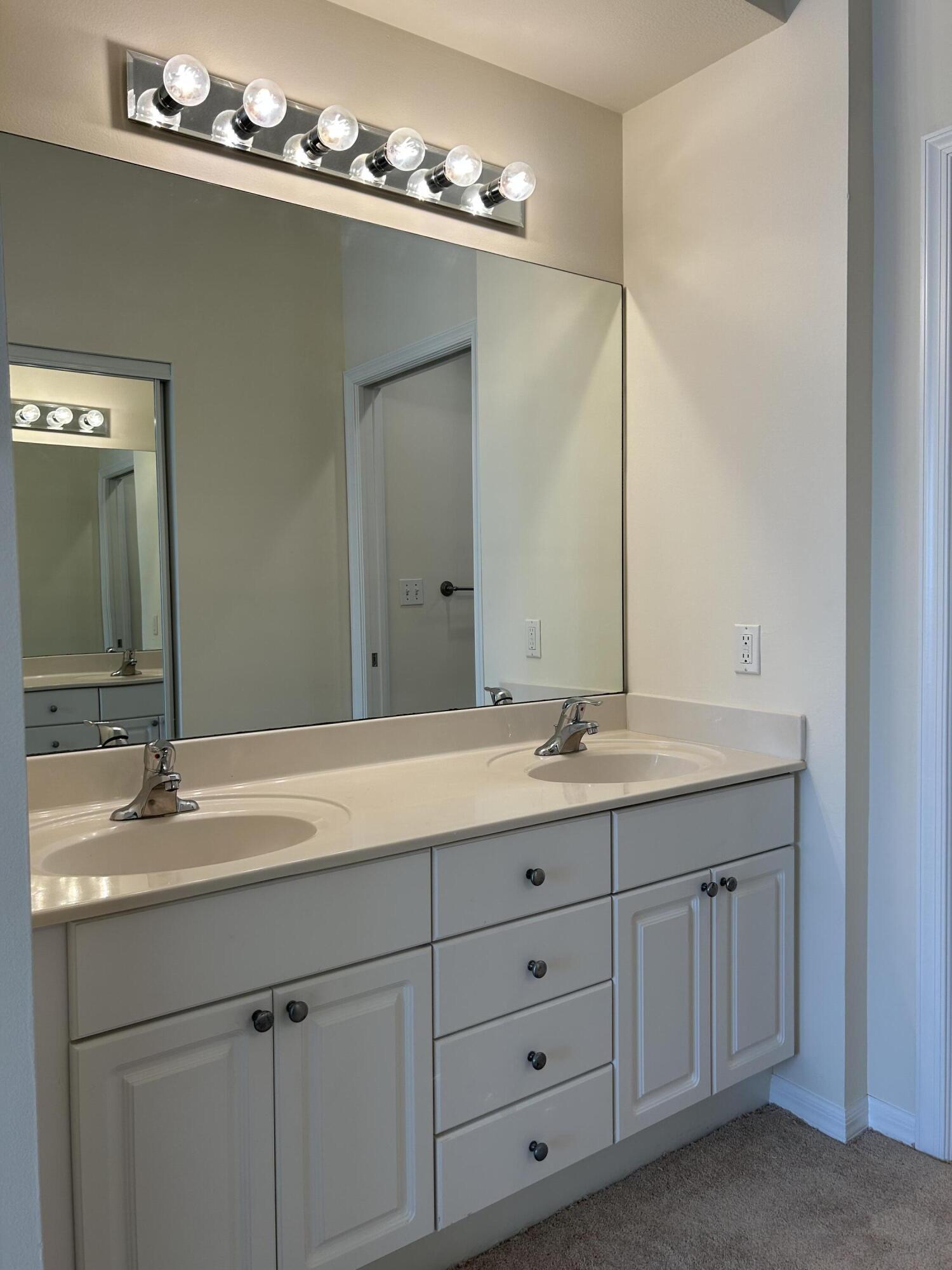 26 Royal Palm Way 405