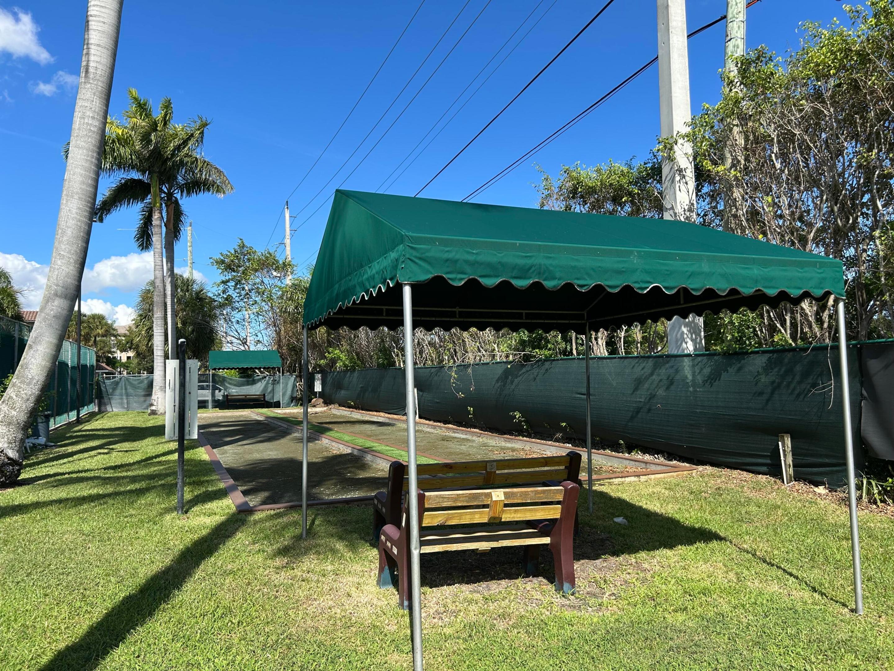 26 Royal Palm Way 405