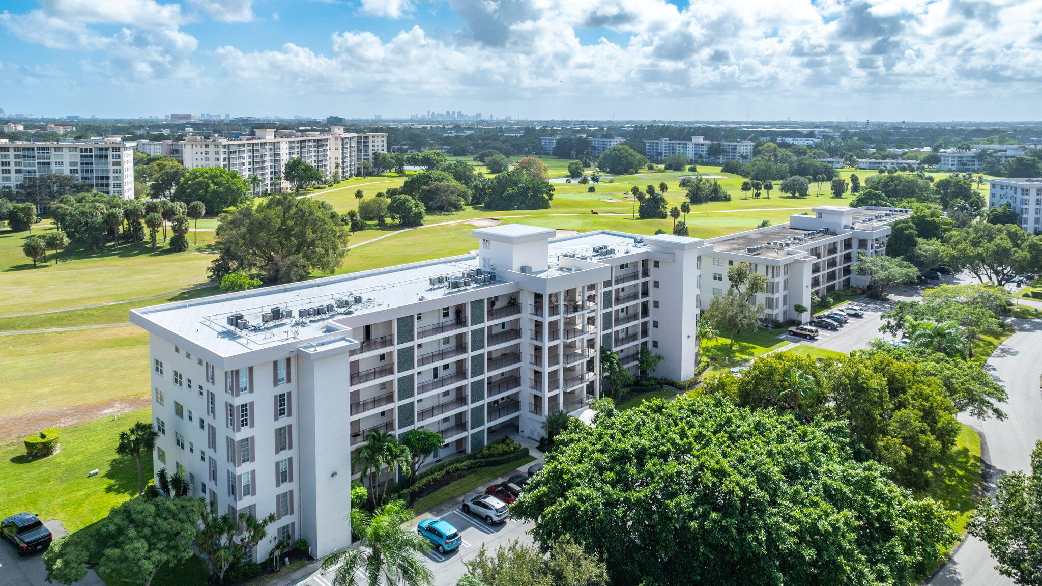 2850 N Palm Aire Drive 605