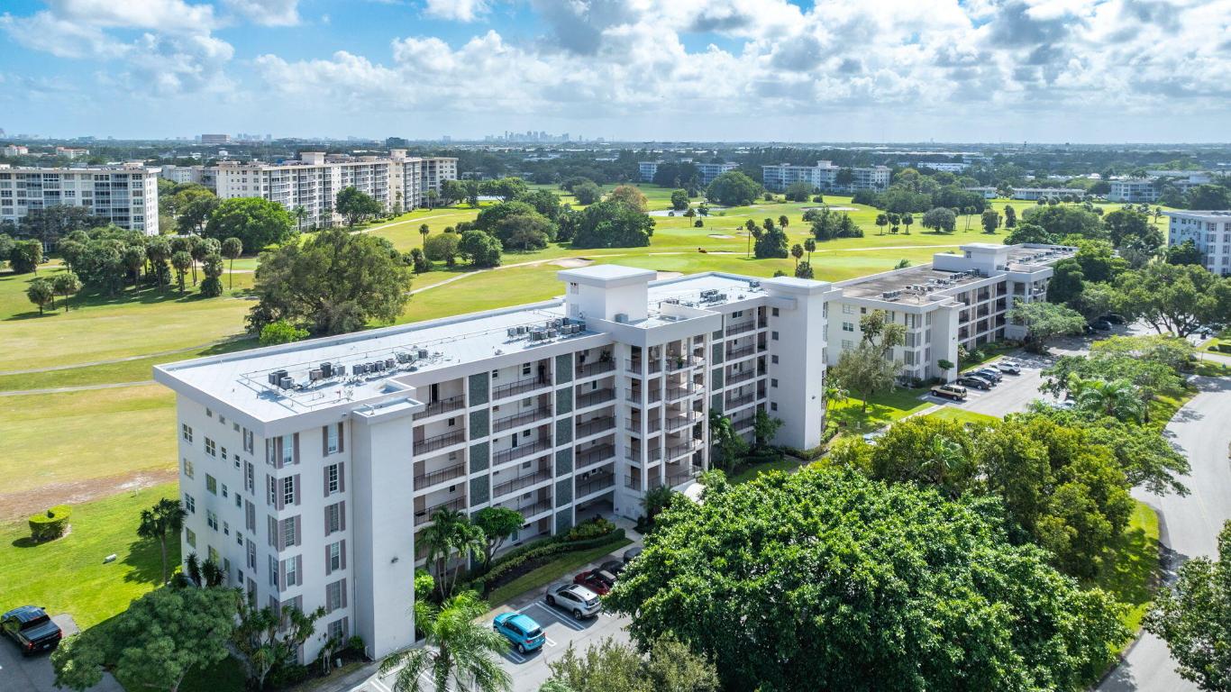 2850 N Palm Aire Drive 605