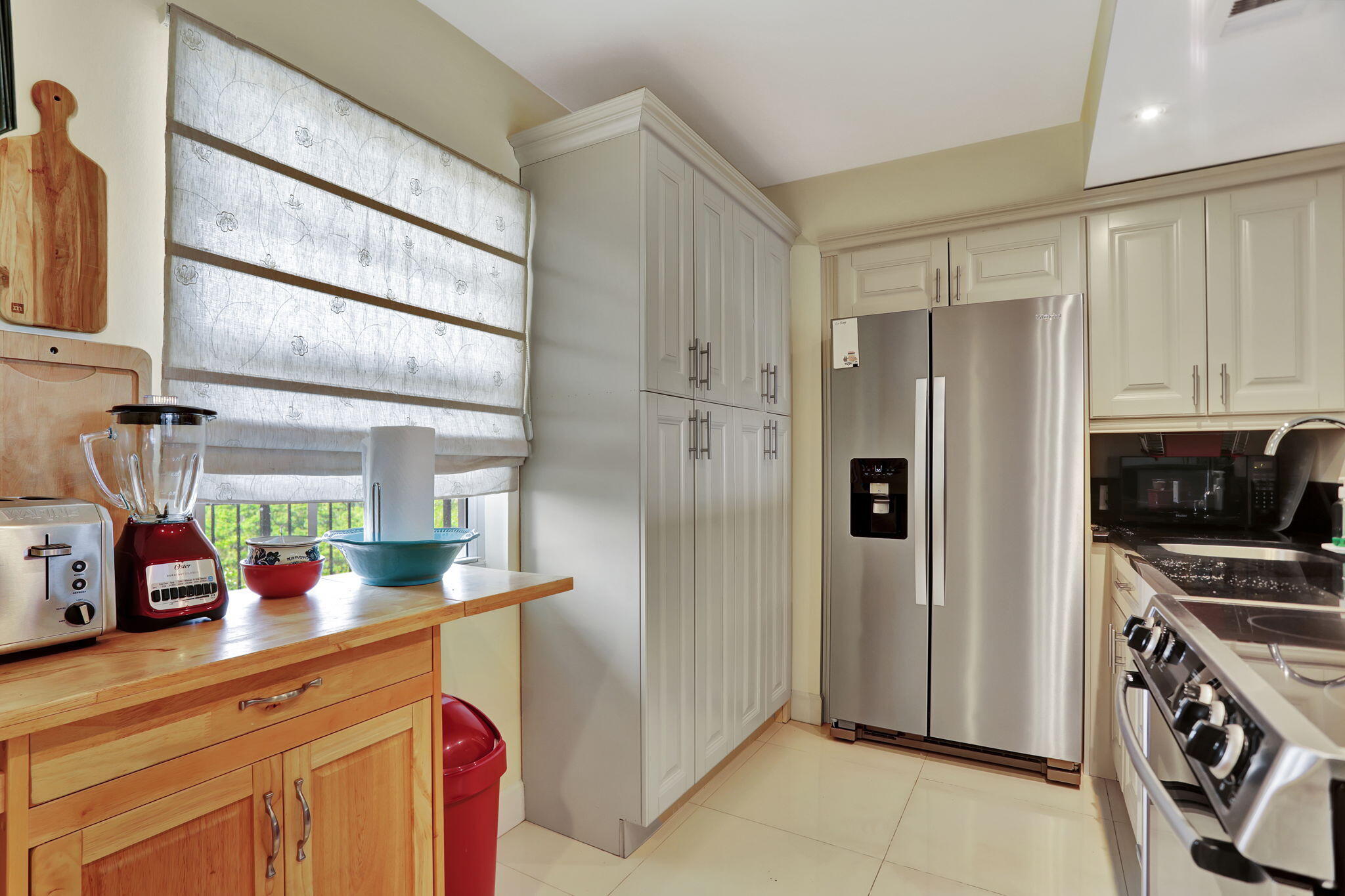 2850 N Palm Aire Drive 605