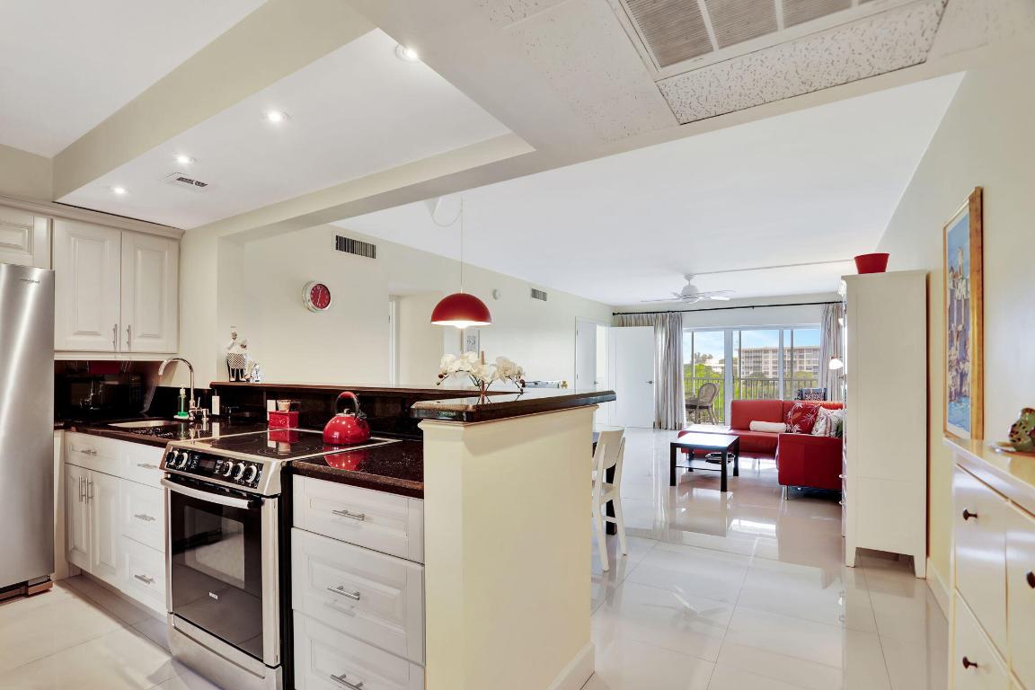 2850 N Palm Aire Drive 605