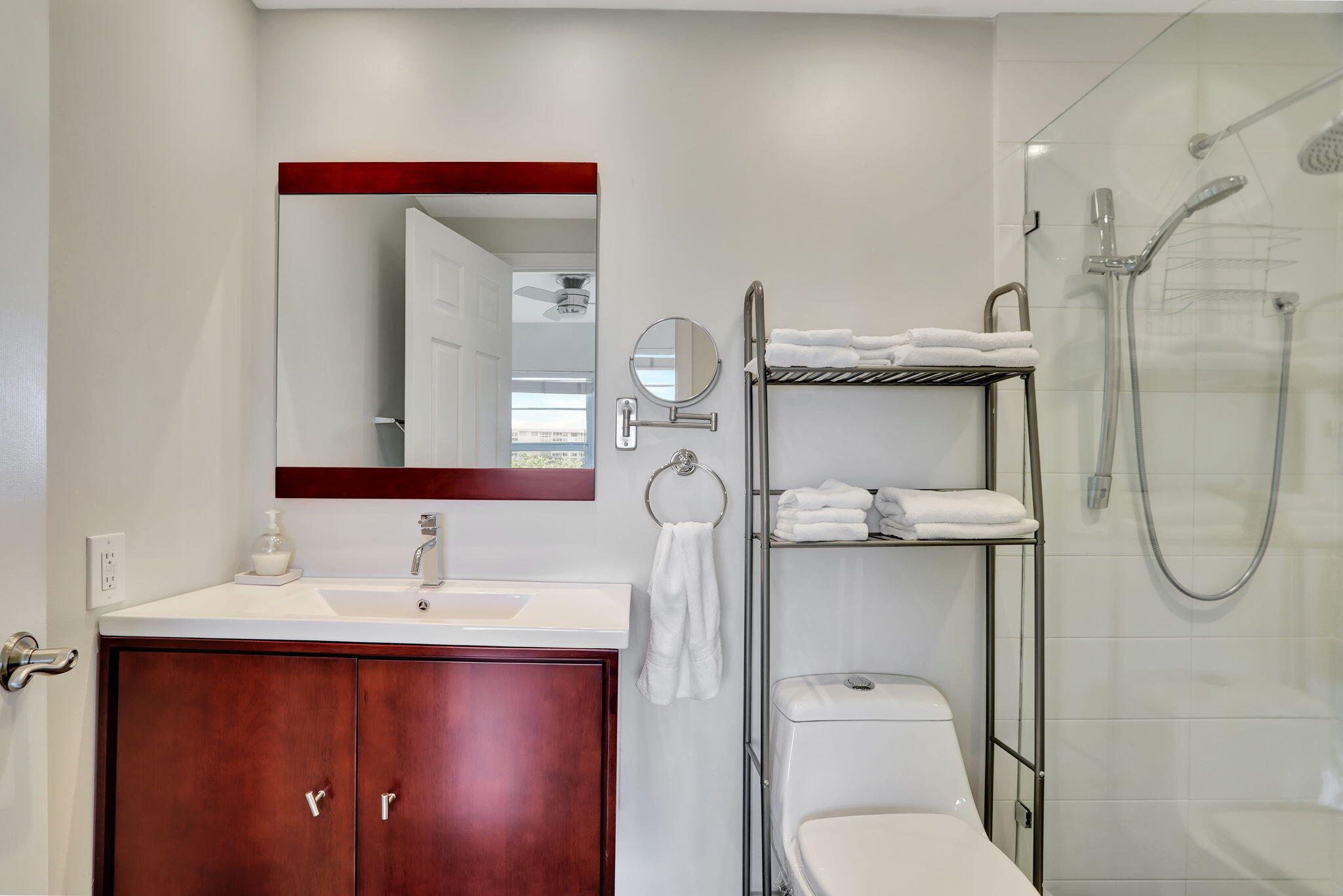 2850 N Palm Aire Drive 605