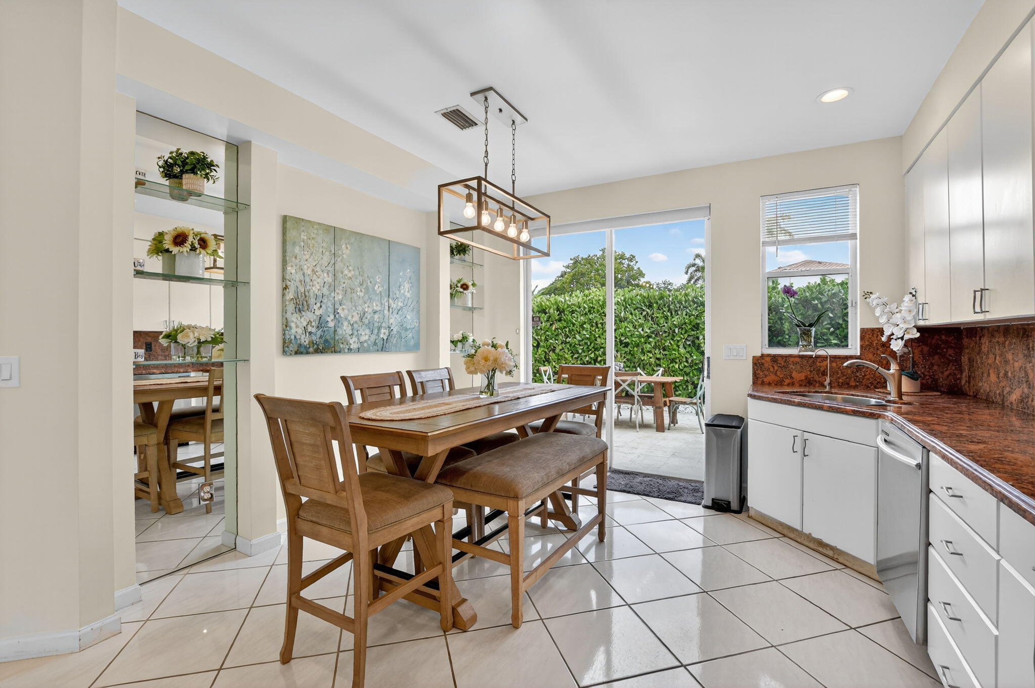 2565 NW 52nd Street