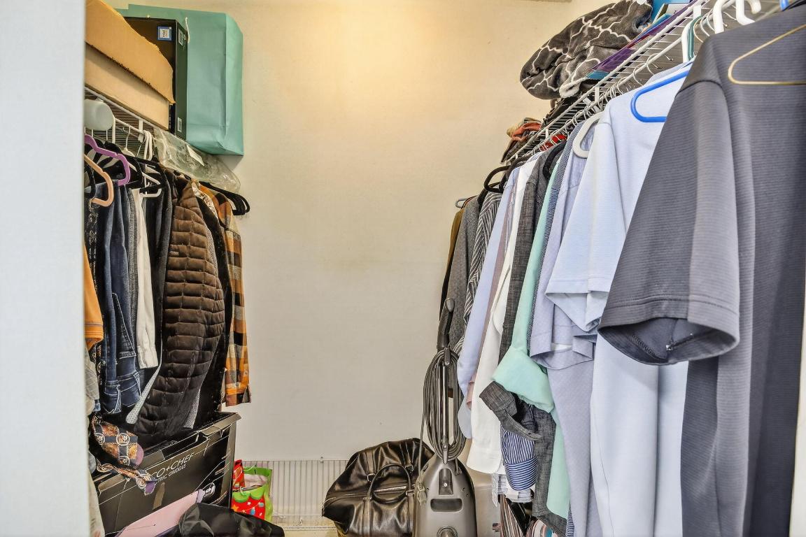 380 Racquet Club Road 106